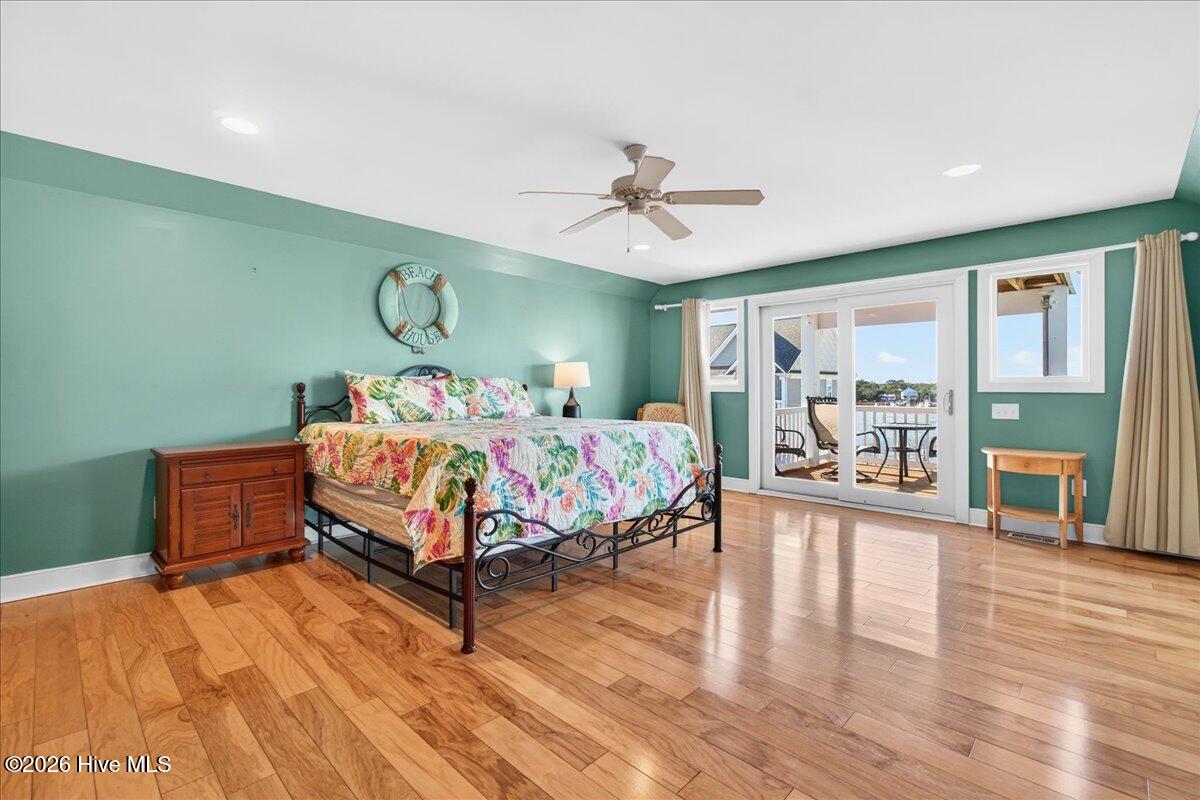 100549293 | Photo 83