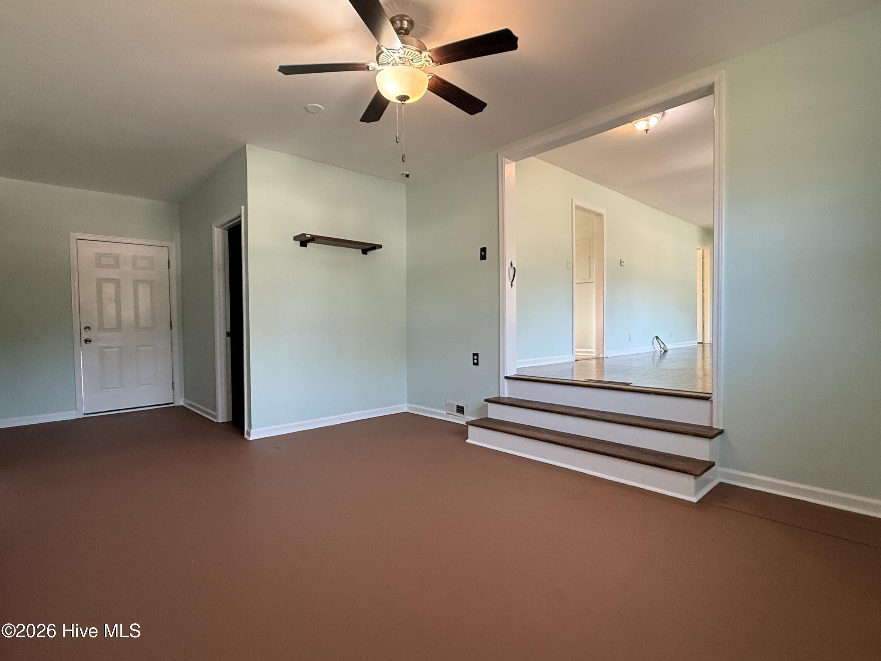 100548164 | Photo 10