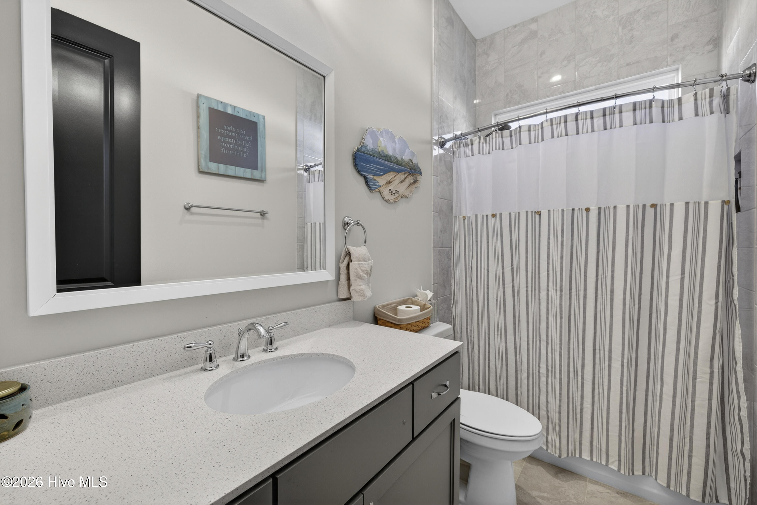 100556543 | Photo 27