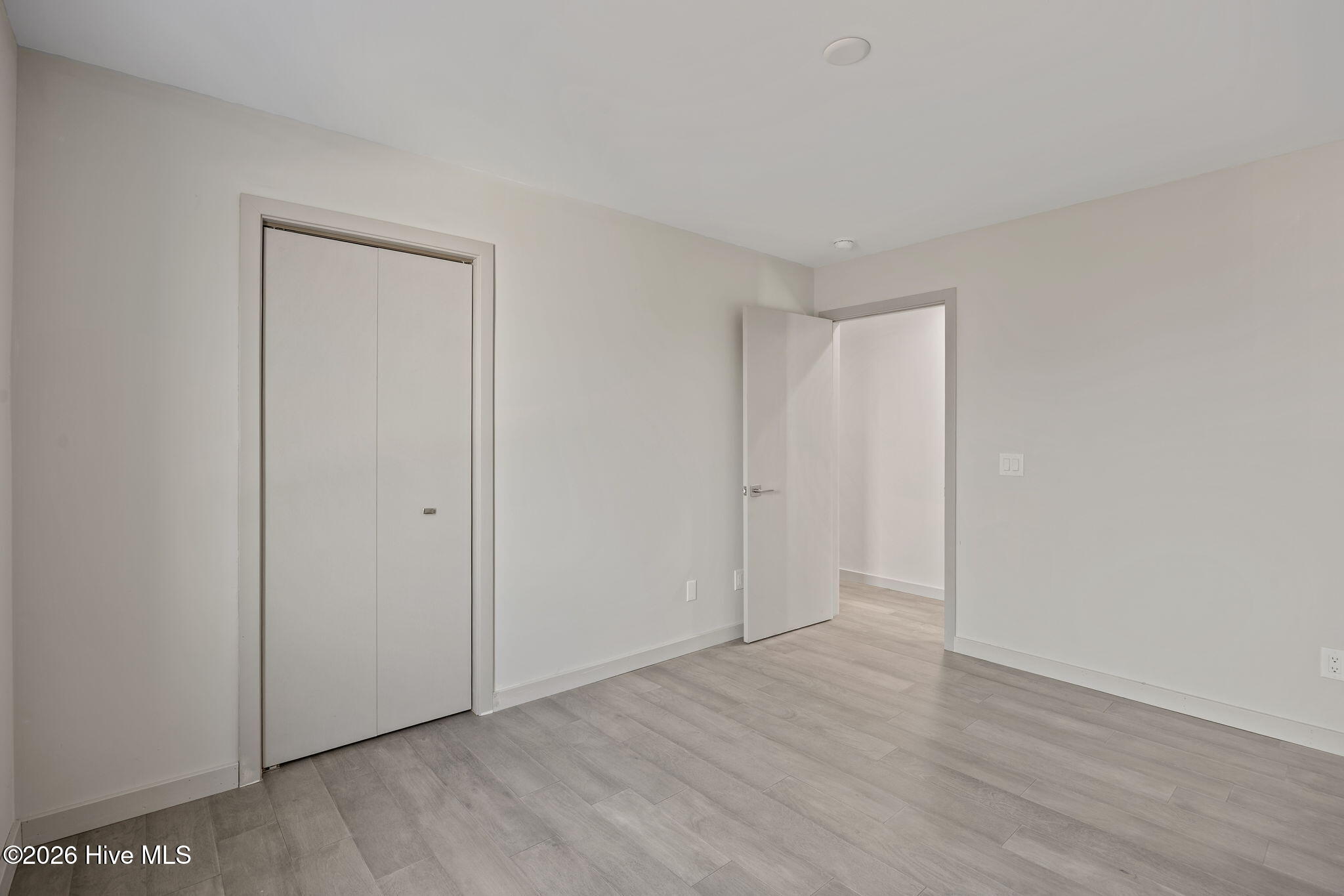 100557816 | Photo 43