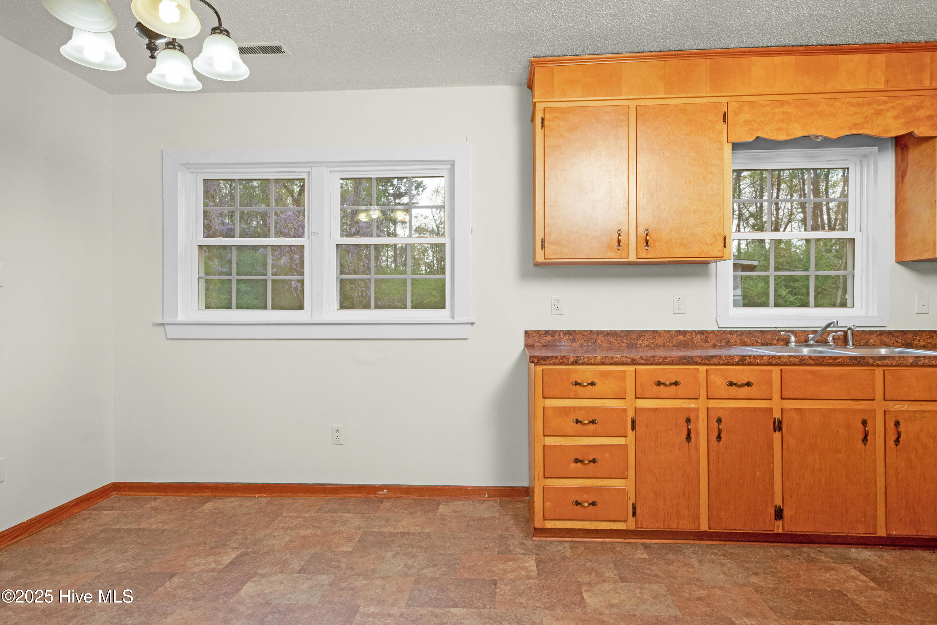 140 Chinchilla Drive,Bayboro