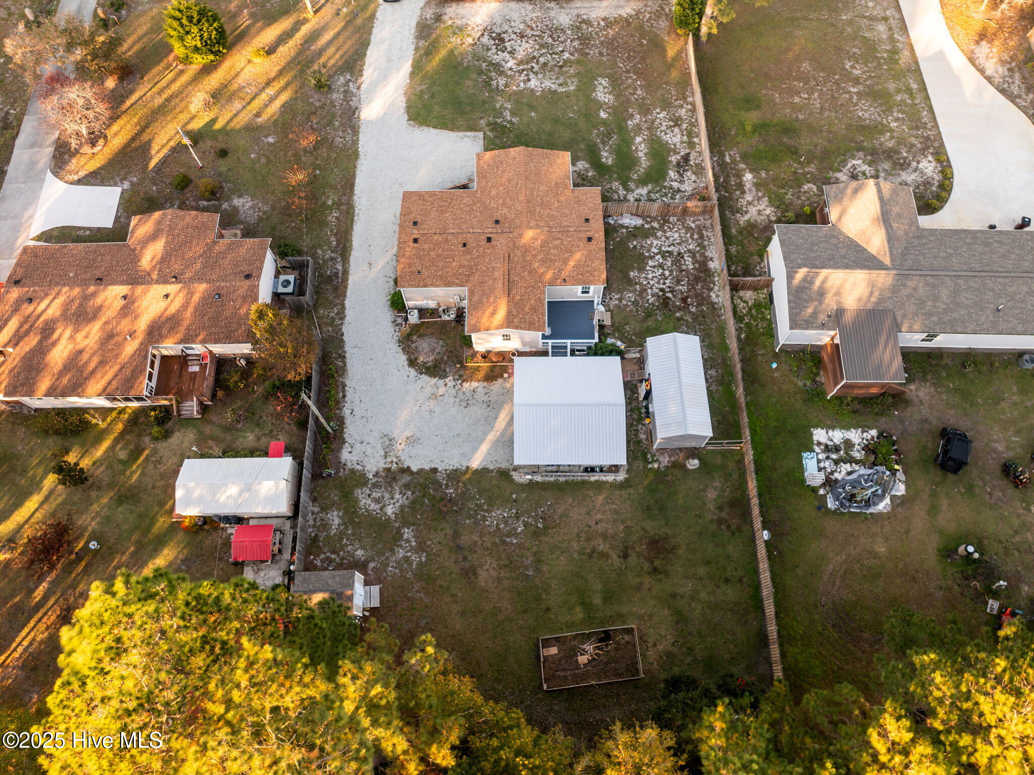 100540972 | Photo 38