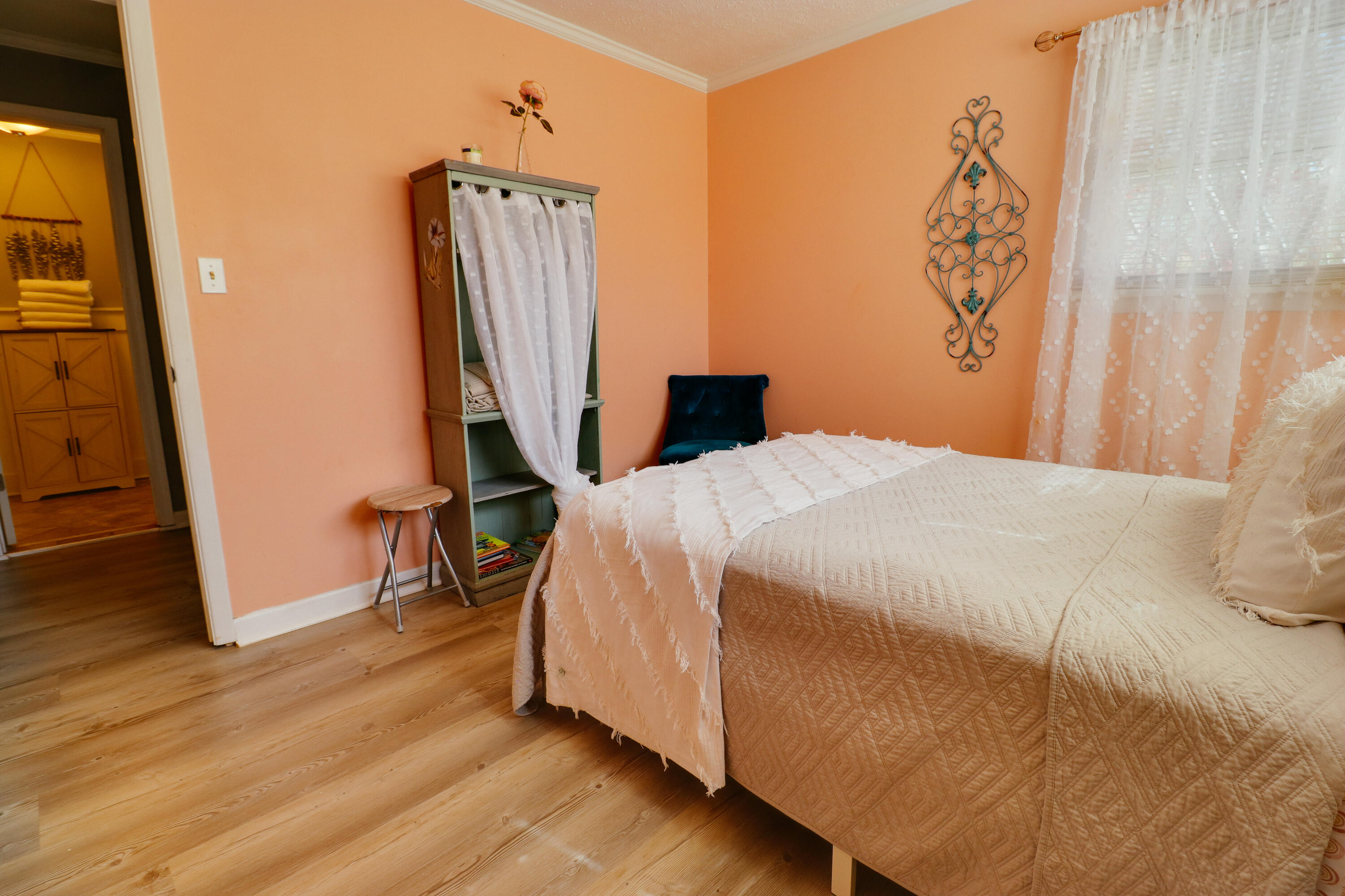 1061 Delaware Dr-31
