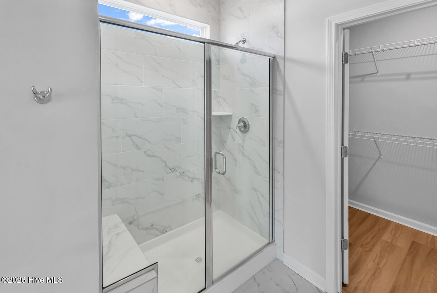 100560005 | Photo 35