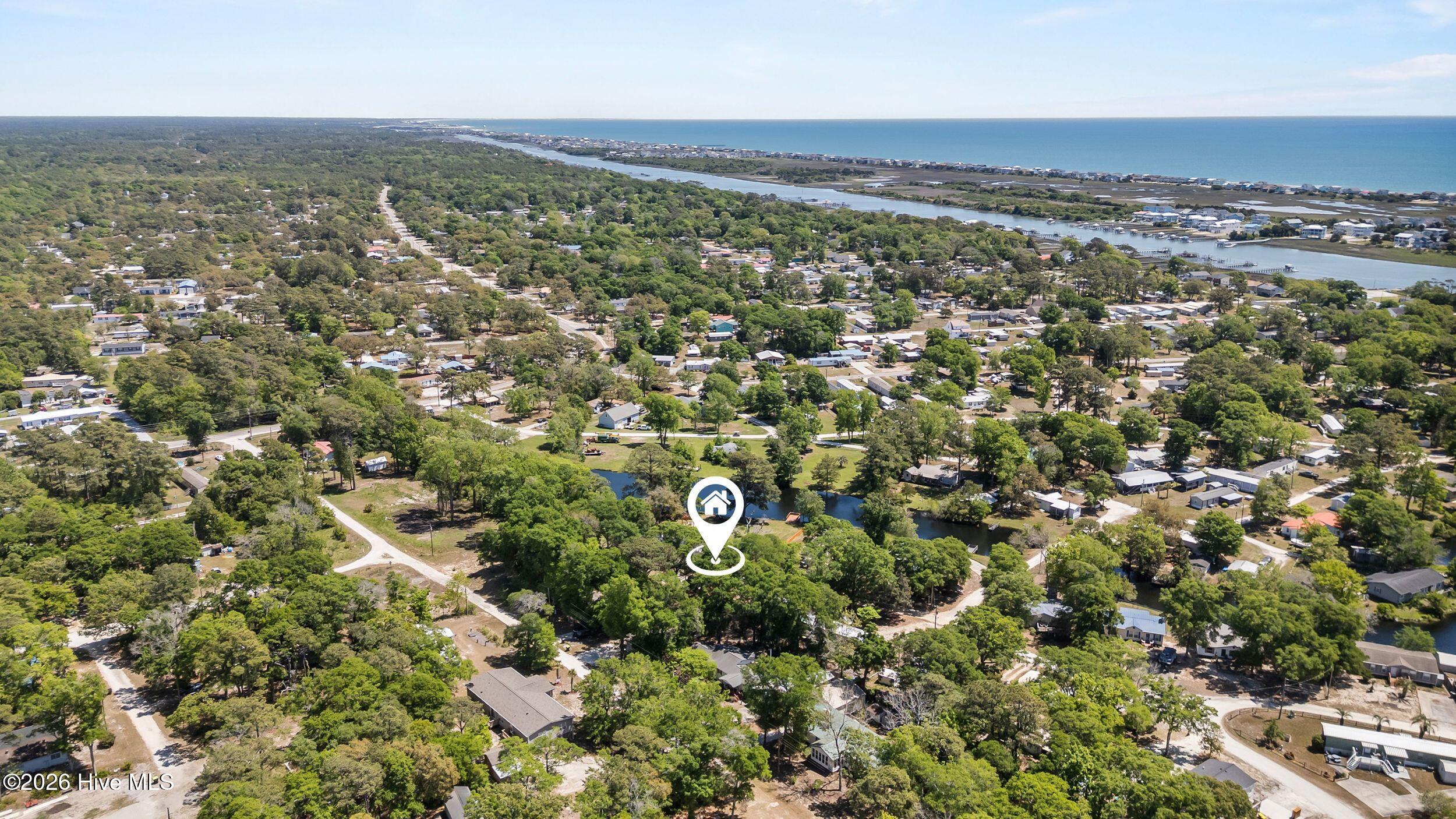 100568945 | Photo 51