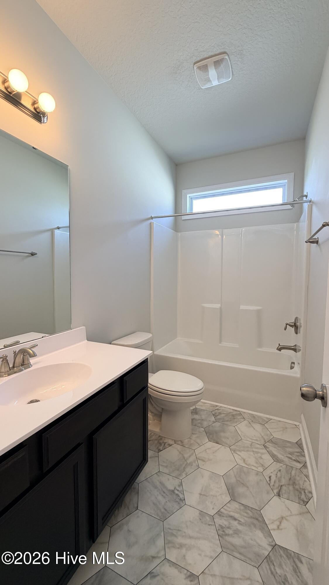 100553003 | Photo 13