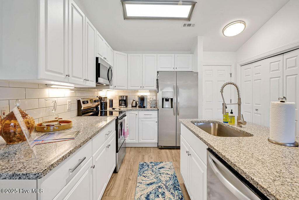 100529872 | Photo 10