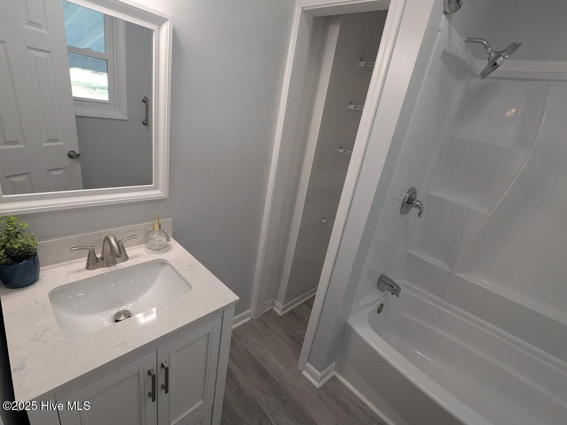 100541231 | Photo 17