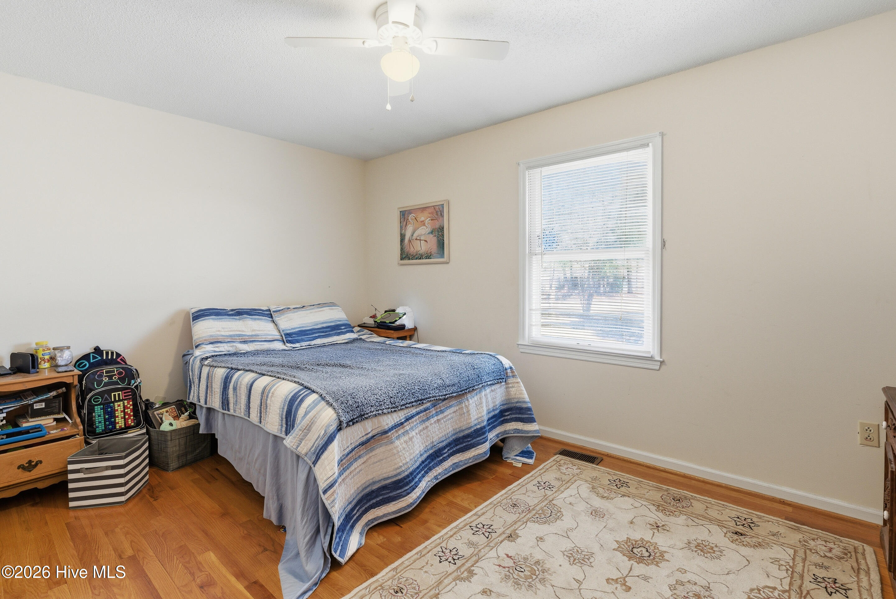 100561616 | Photo 22