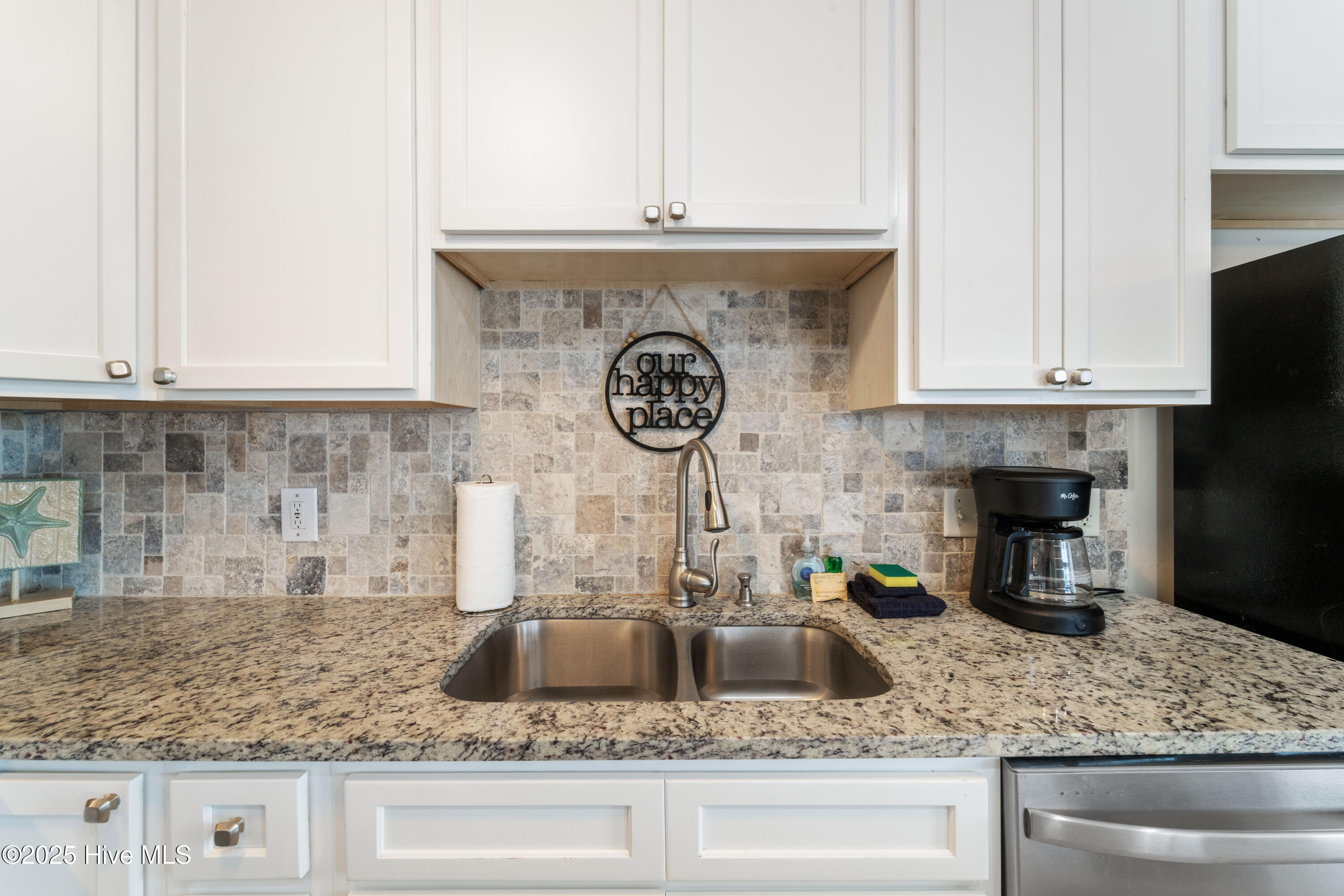 100556675 | Photo 58