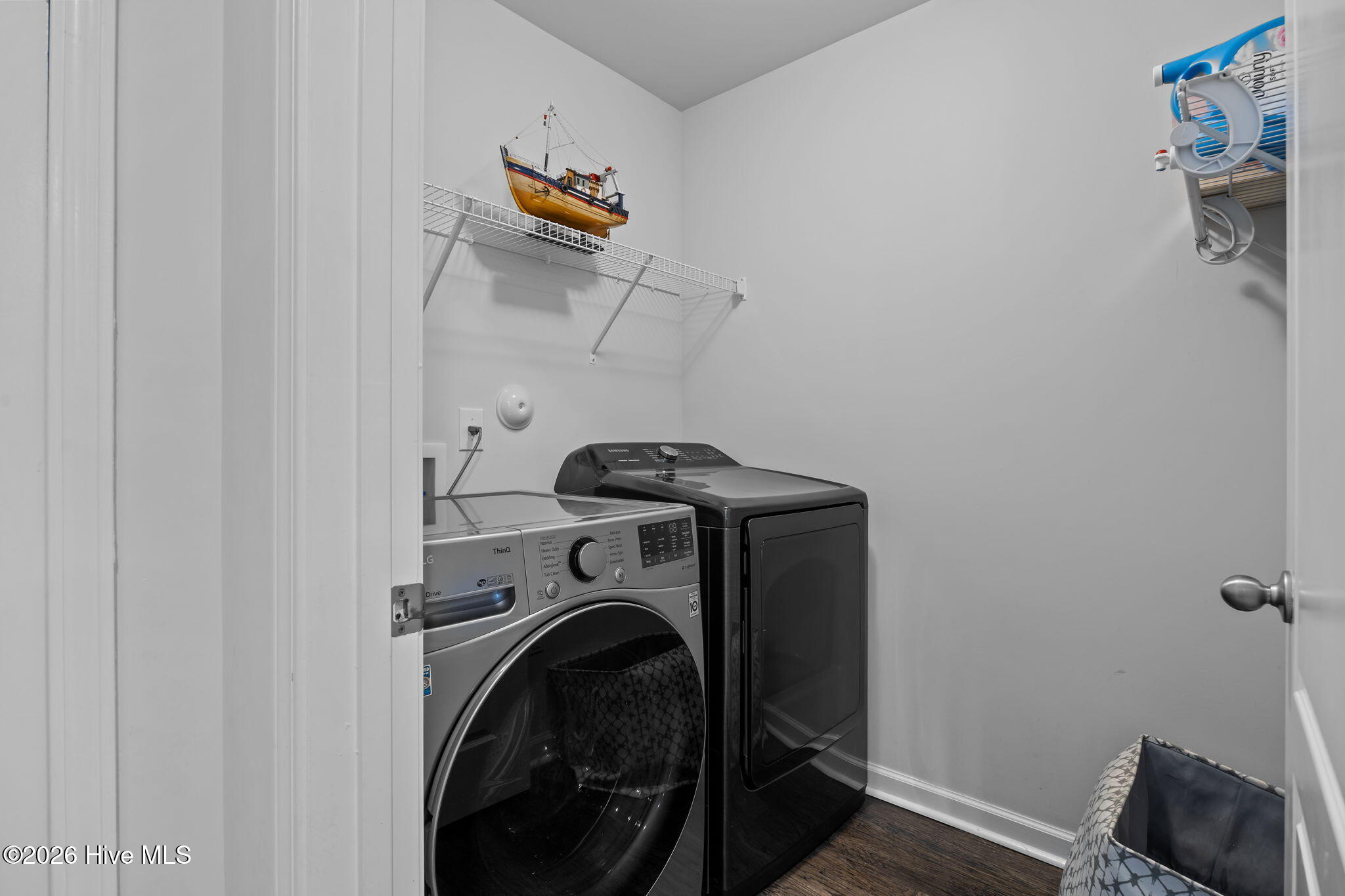 100551774 | Photo 20