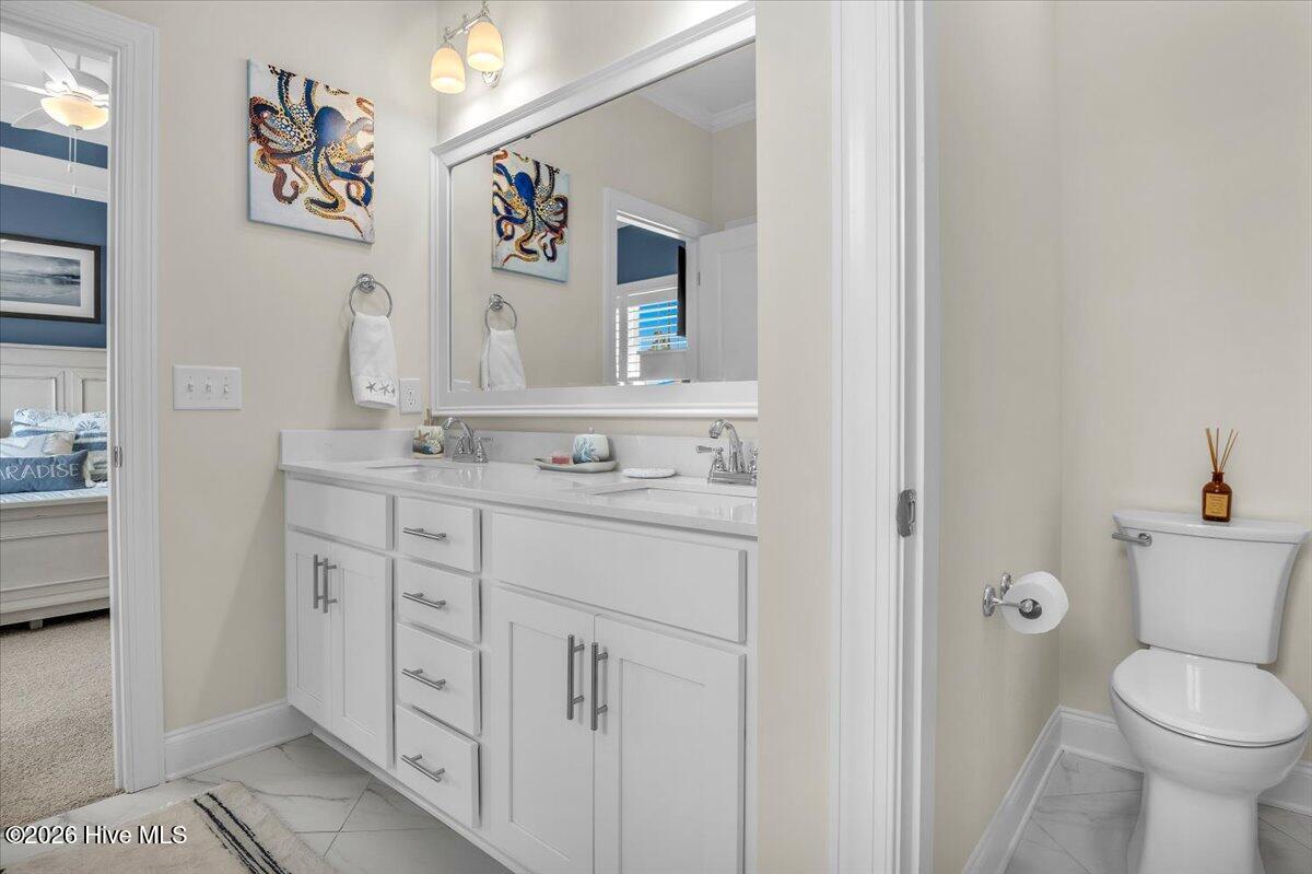 100556210 | Photo 30