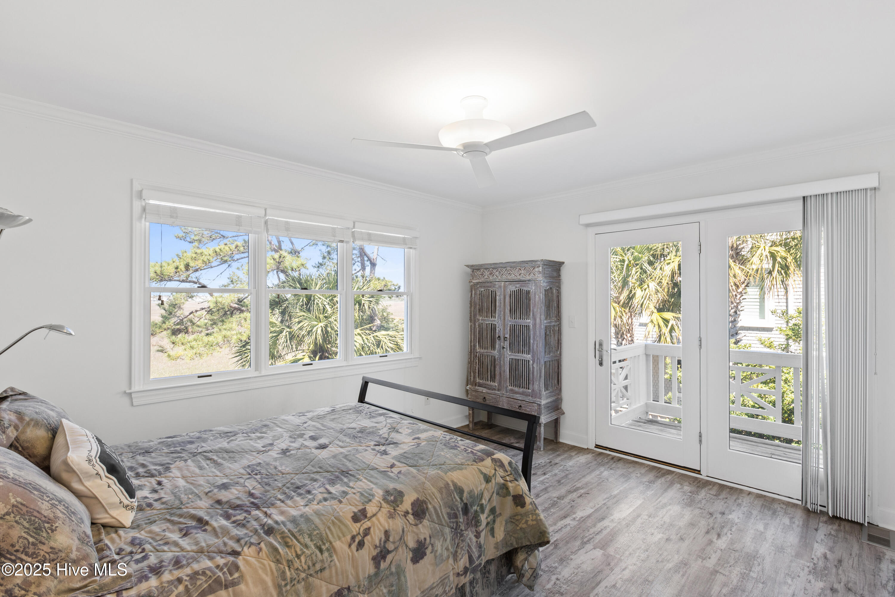 100497696 | Photo 44