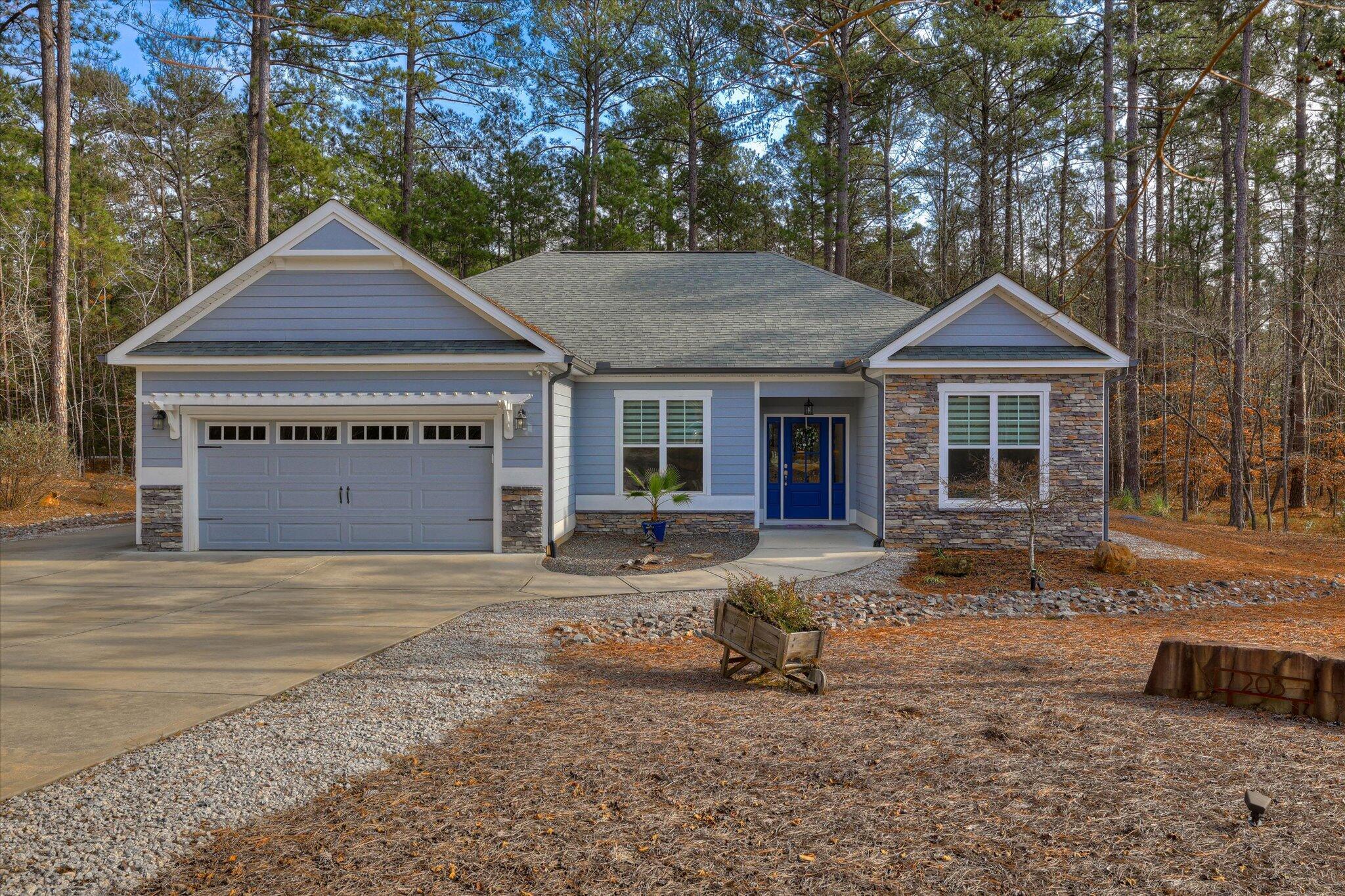Photo 2 of Single family home for sale at 205 Canal Ct, Mc Cormick, SC 29835 | MLS# 100600372 | Listing updated on 2026-09-01