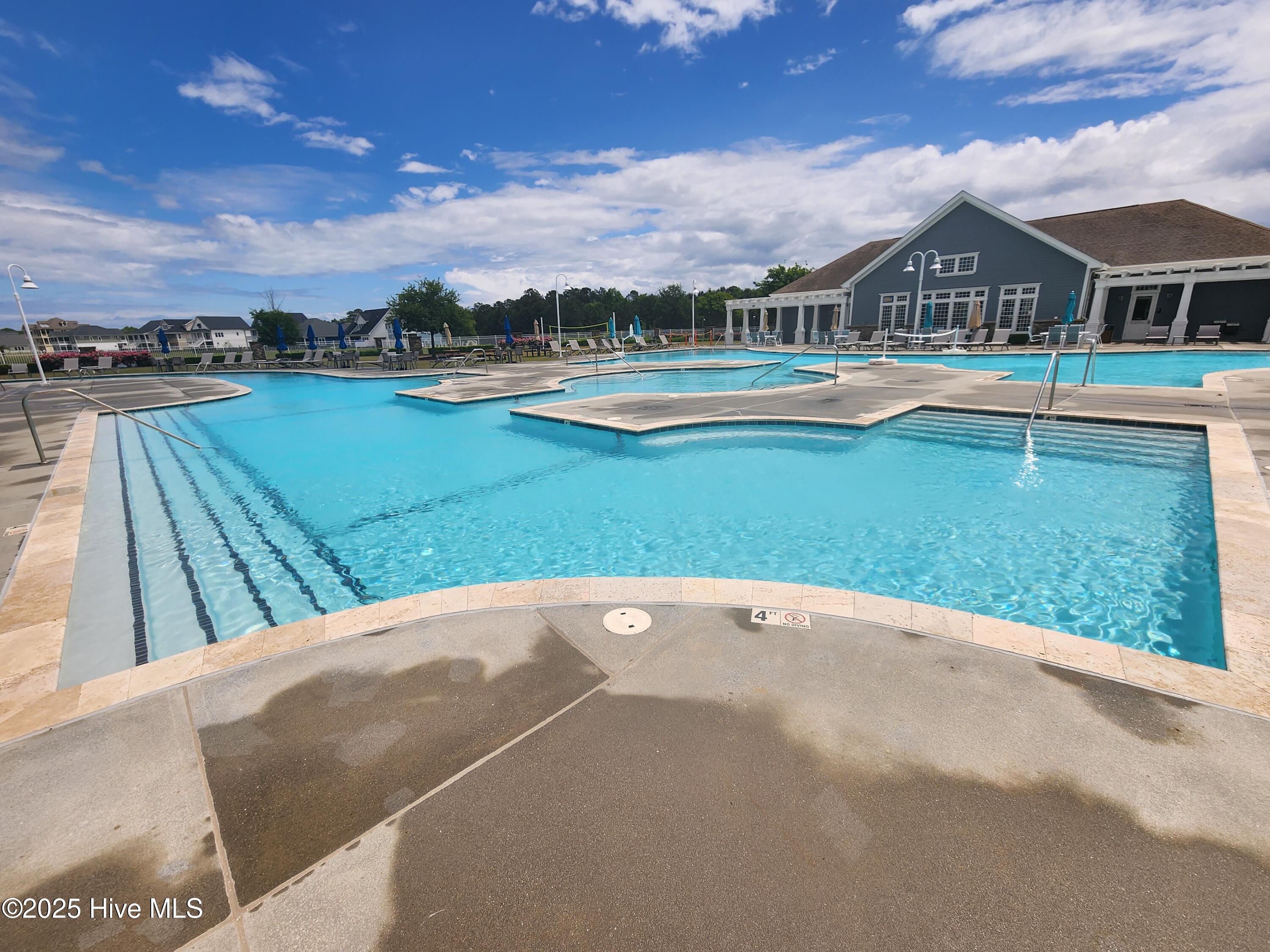 100530509 | Photo 13