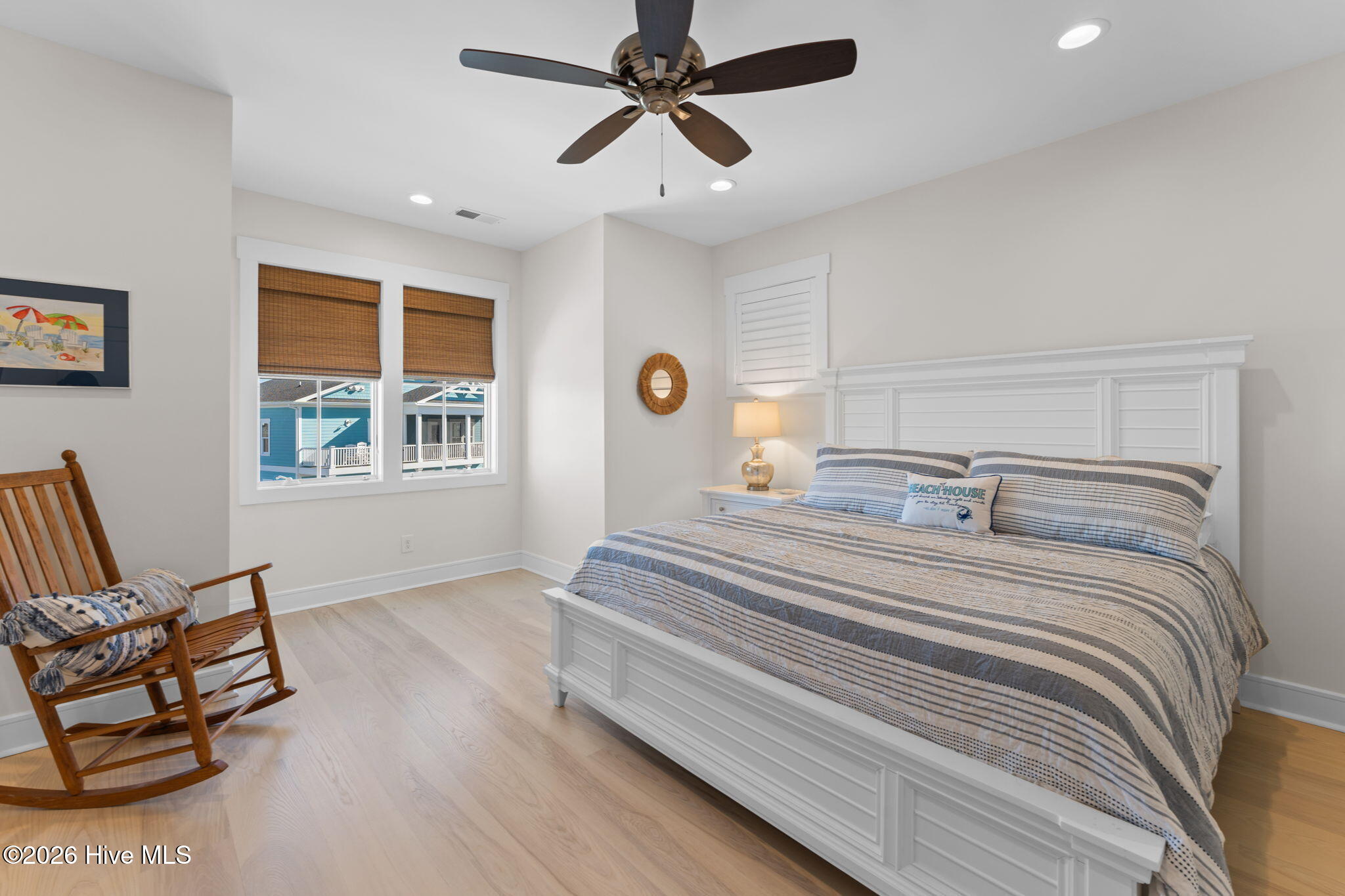 100550371 | Photo 47