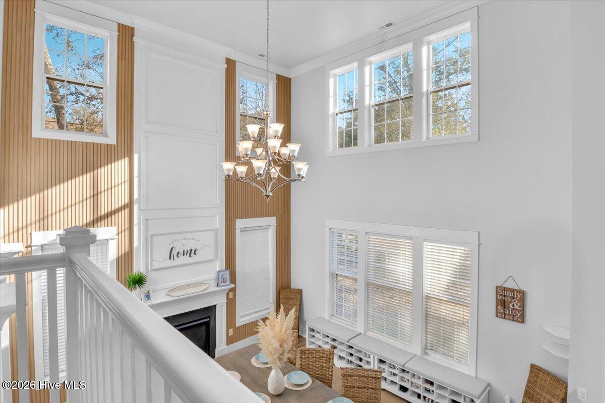 100551826 | Photo 16