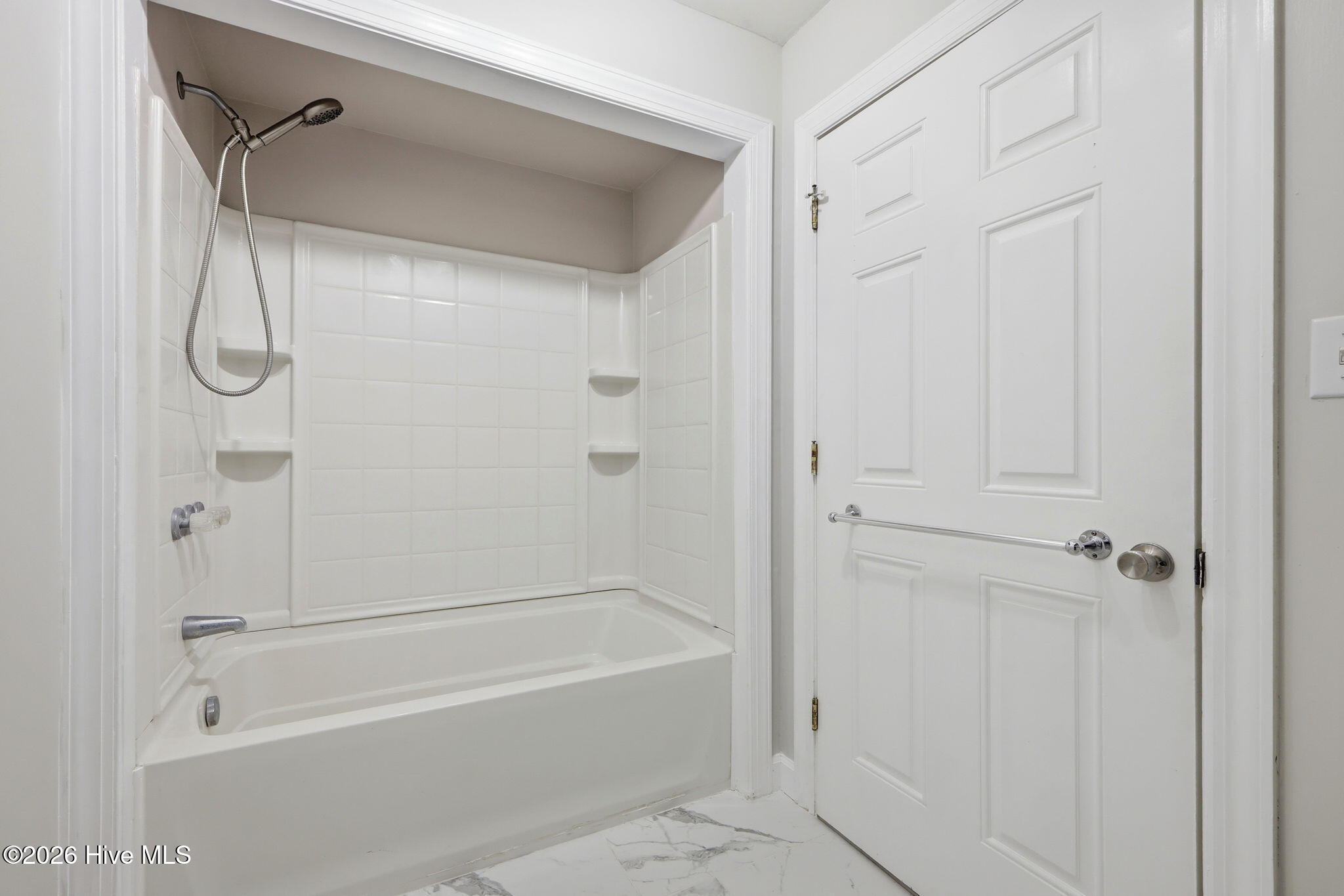 104 Gull Harbor Drive,Newport