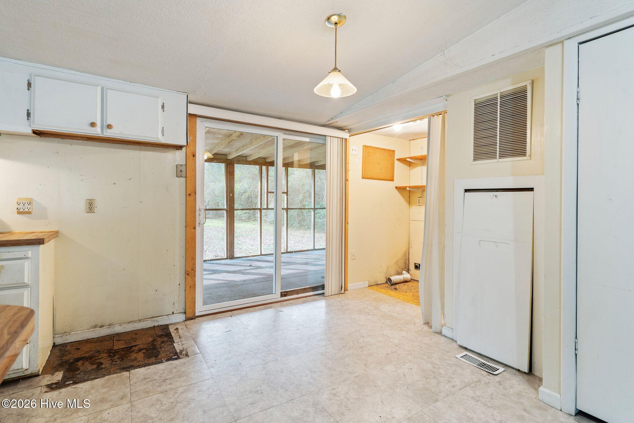 100555991 | Photo 26