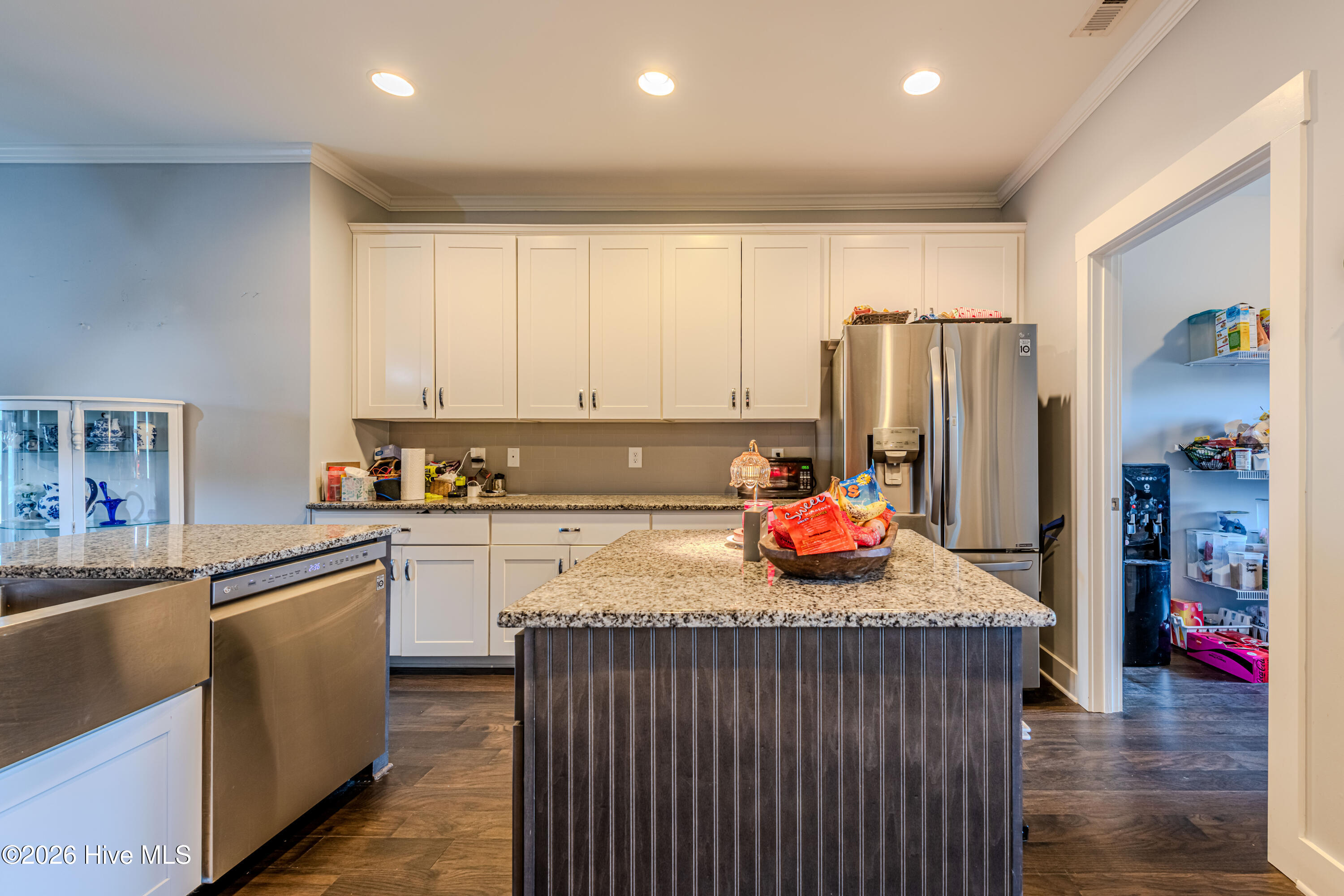 100559174 | Photo 23