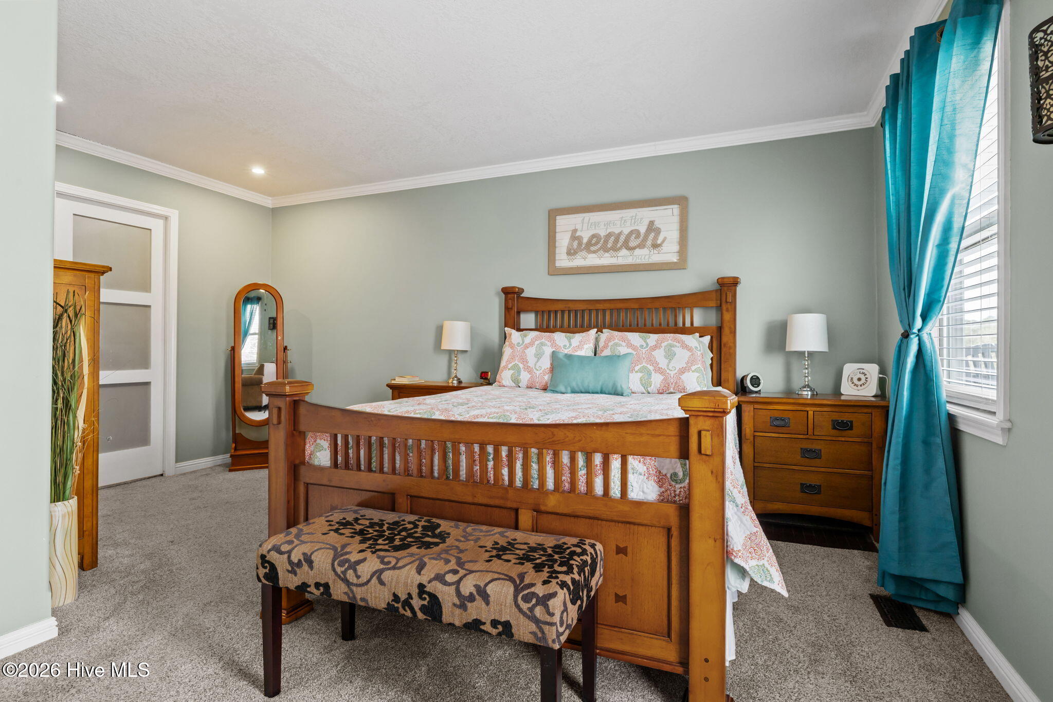 100558947 | Photo 29