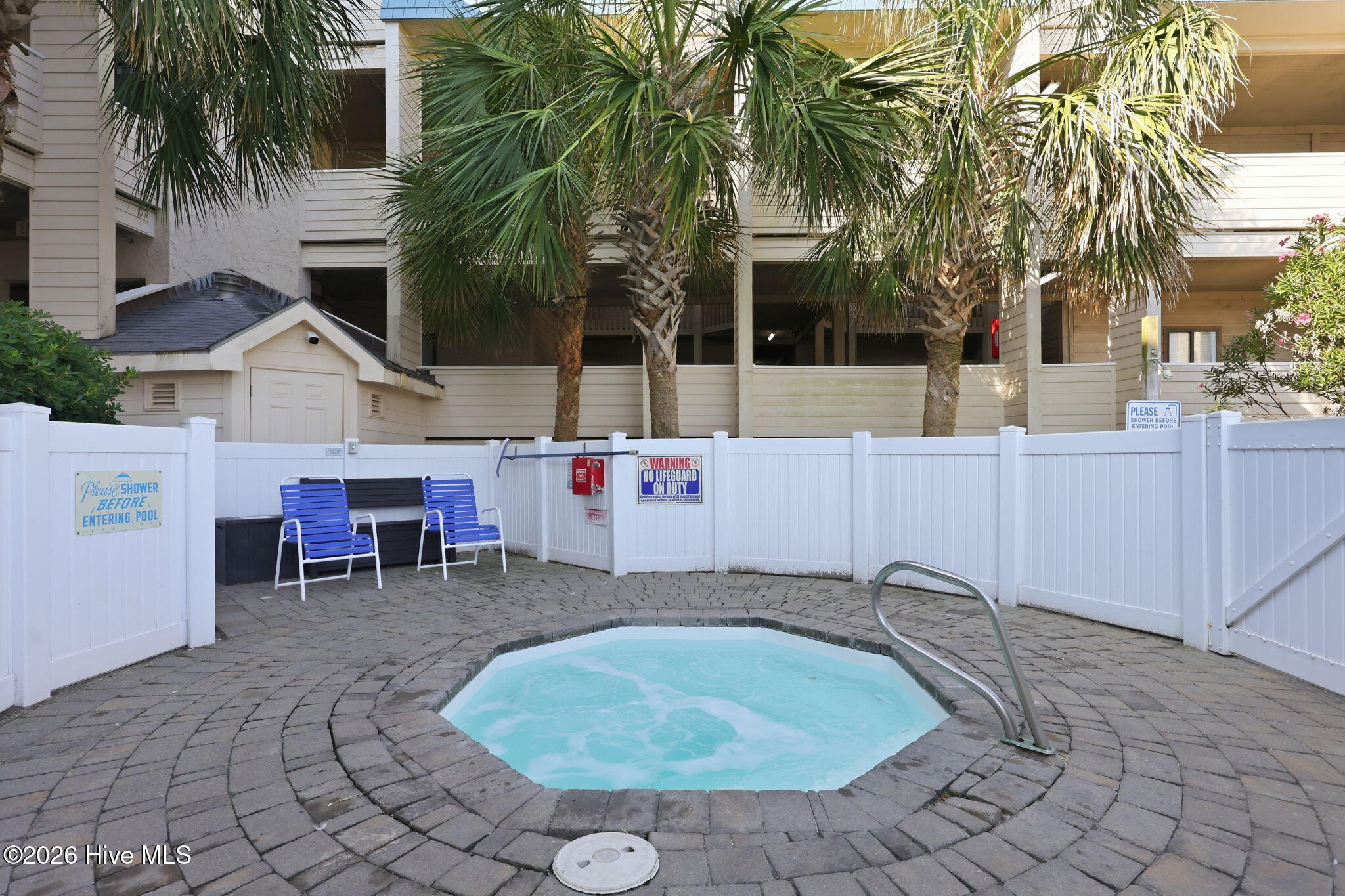 1904 E Fort Macon Road 301,Atlantic Beach