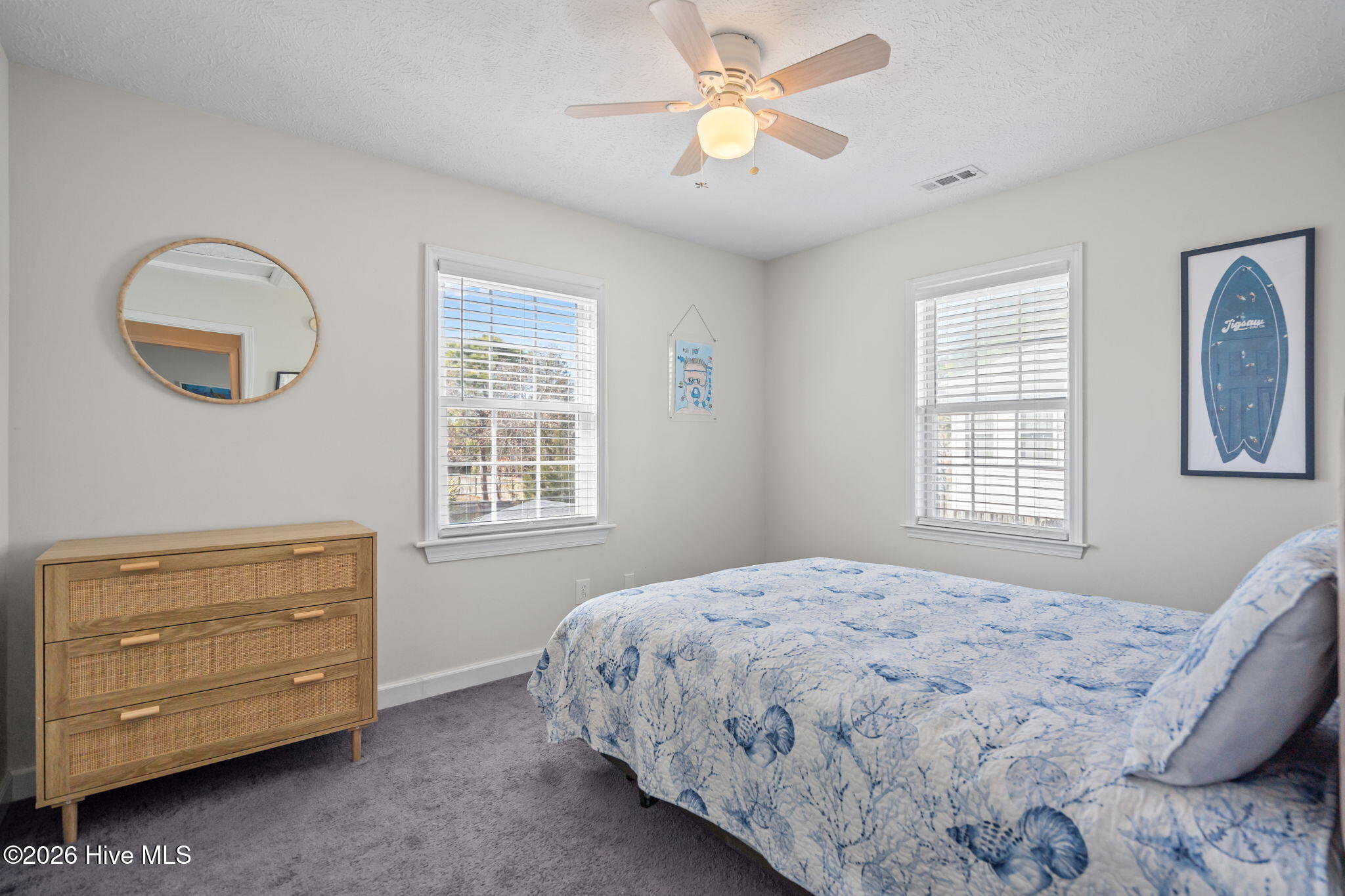 100555405 | Photo 45