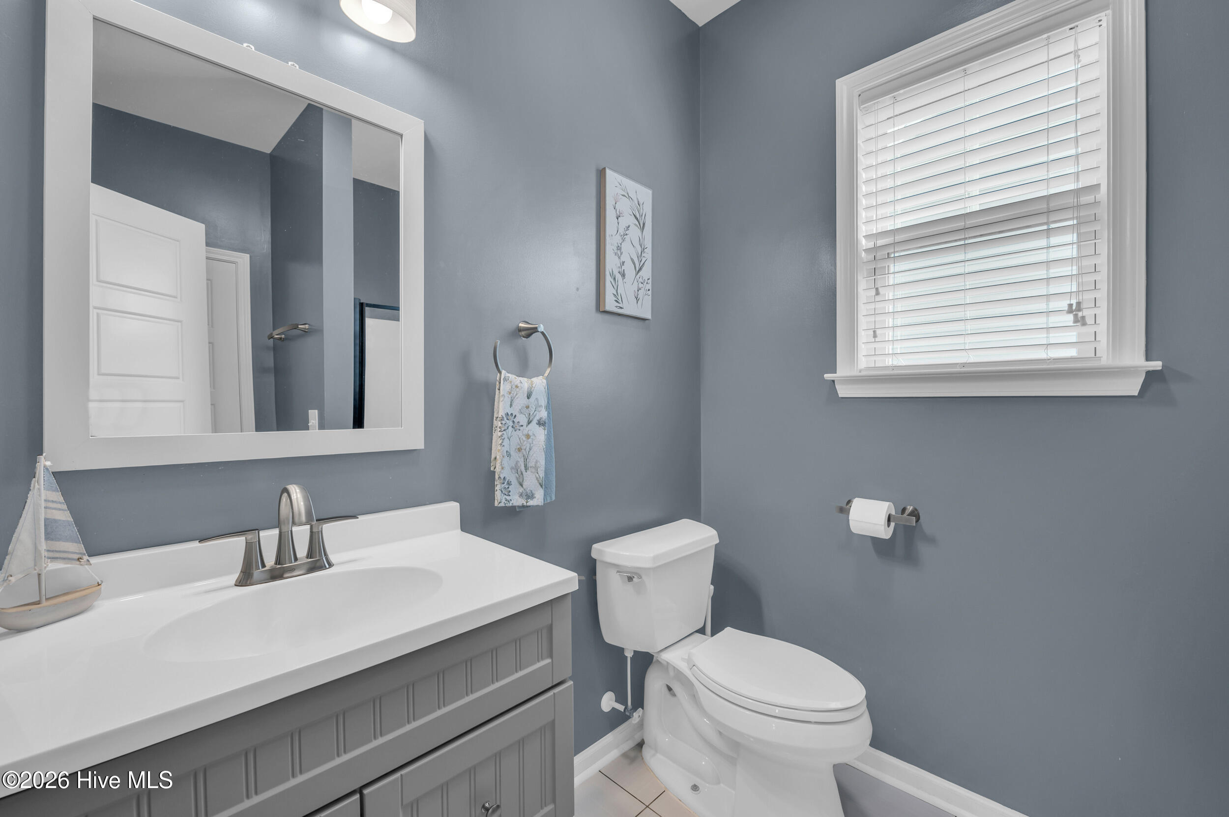 100550798 | Photo 23