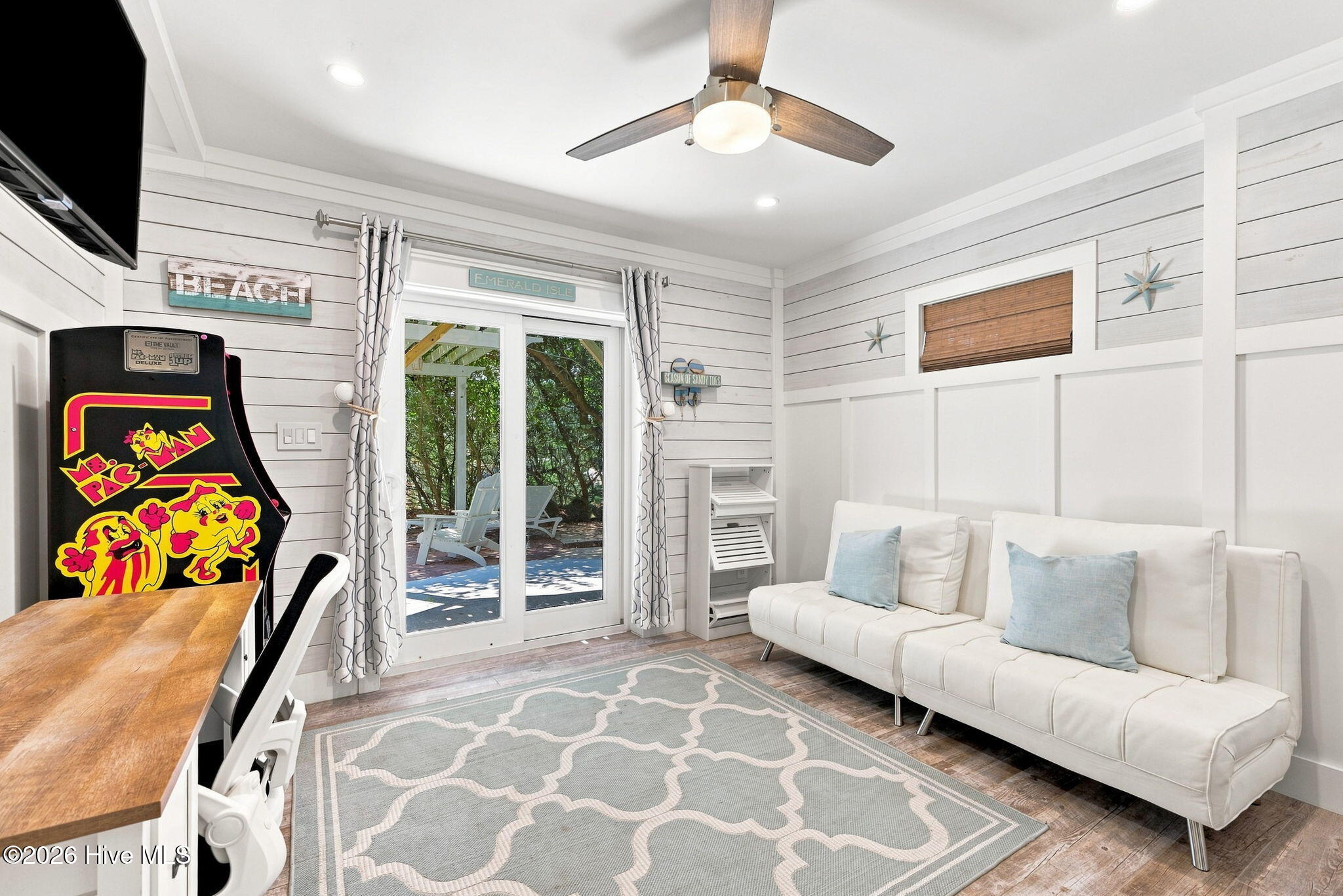 102 Gregg Street,Emerald Isle