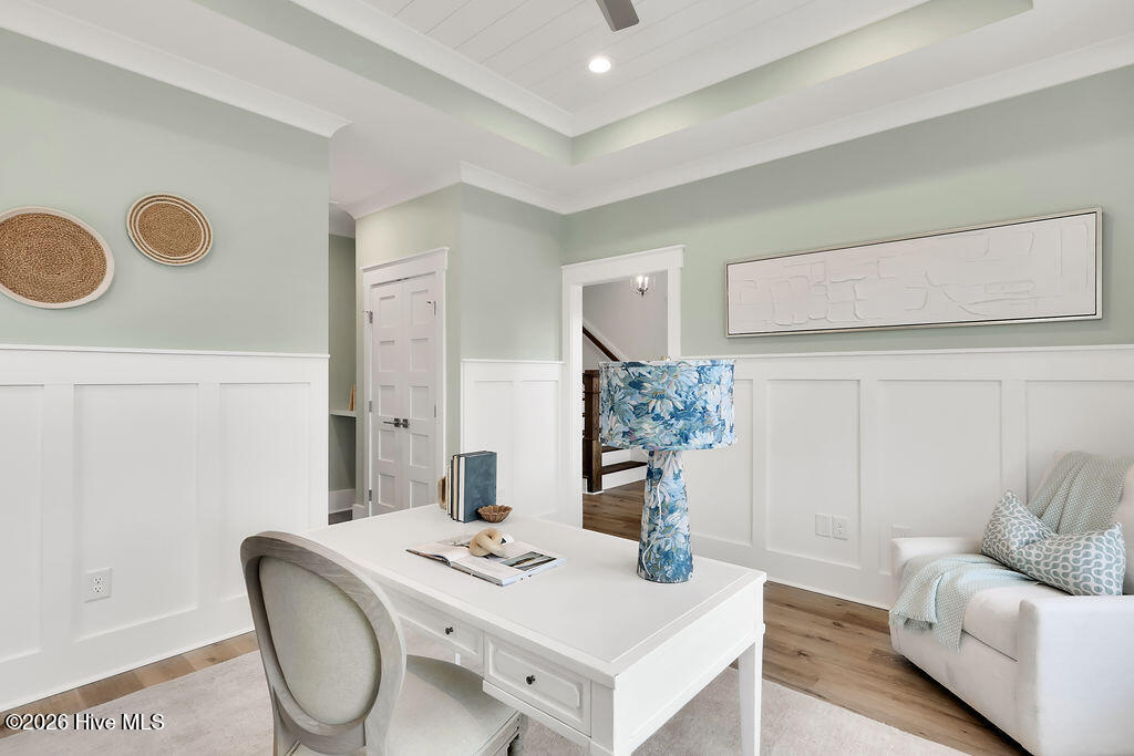 100557096 | Photo 43