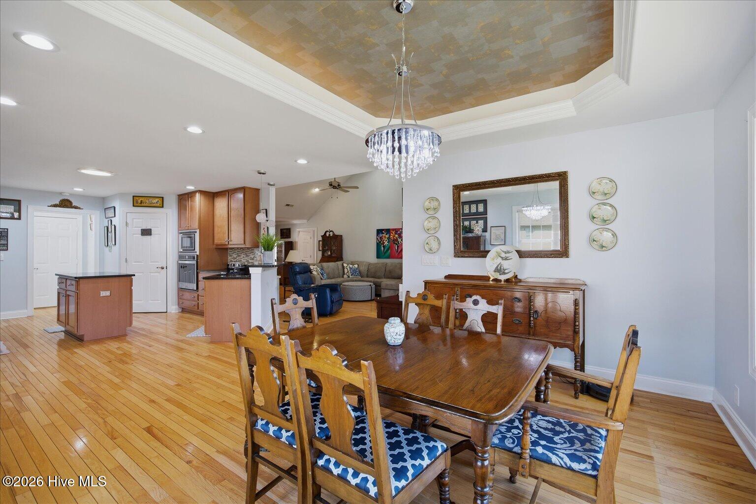 100559309 | Photo 17