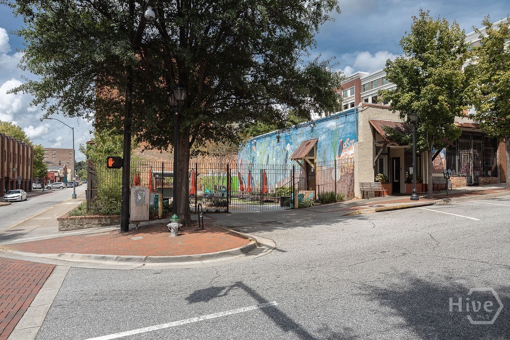 131 E Broad Street 409