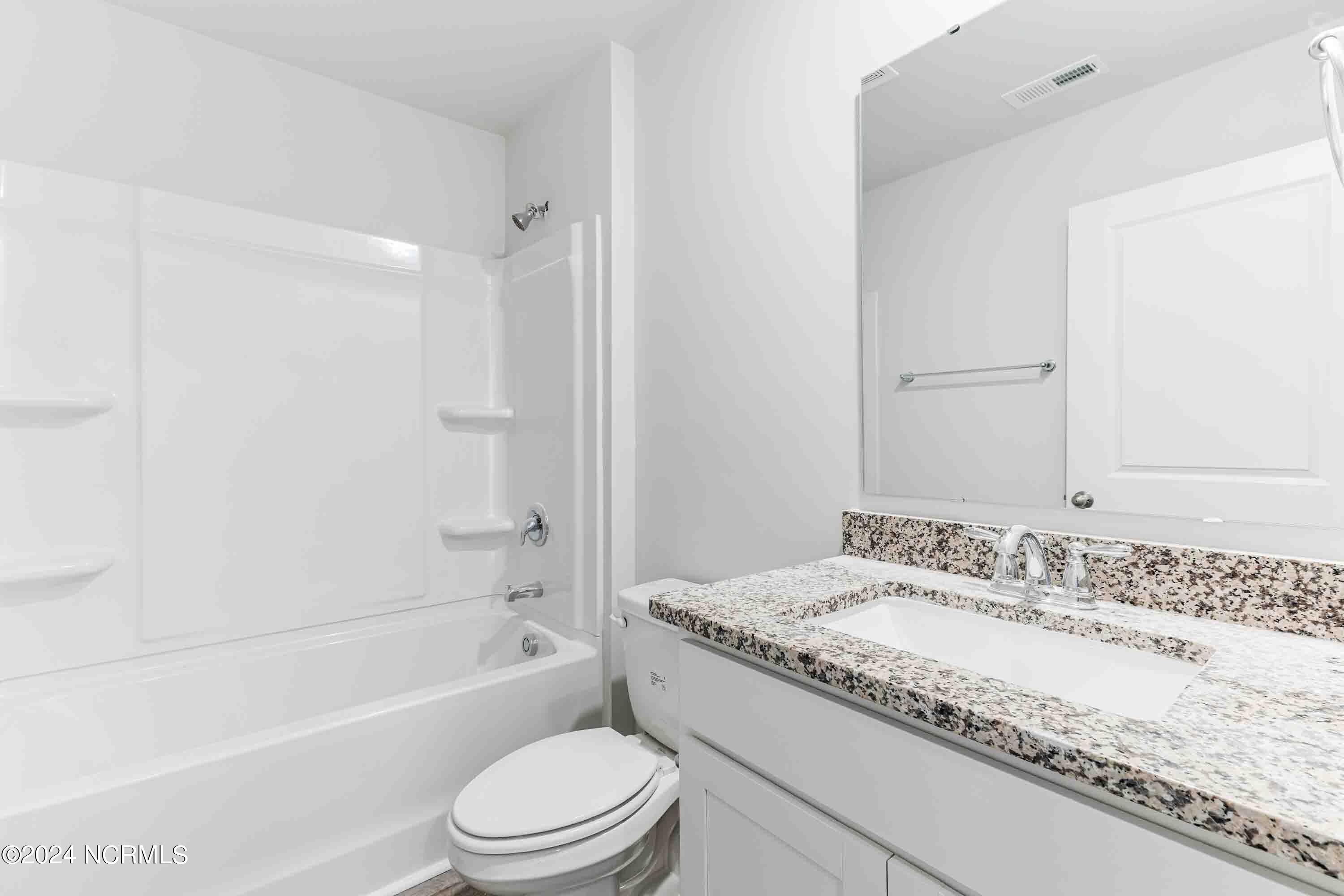 100529511 | Photo 12