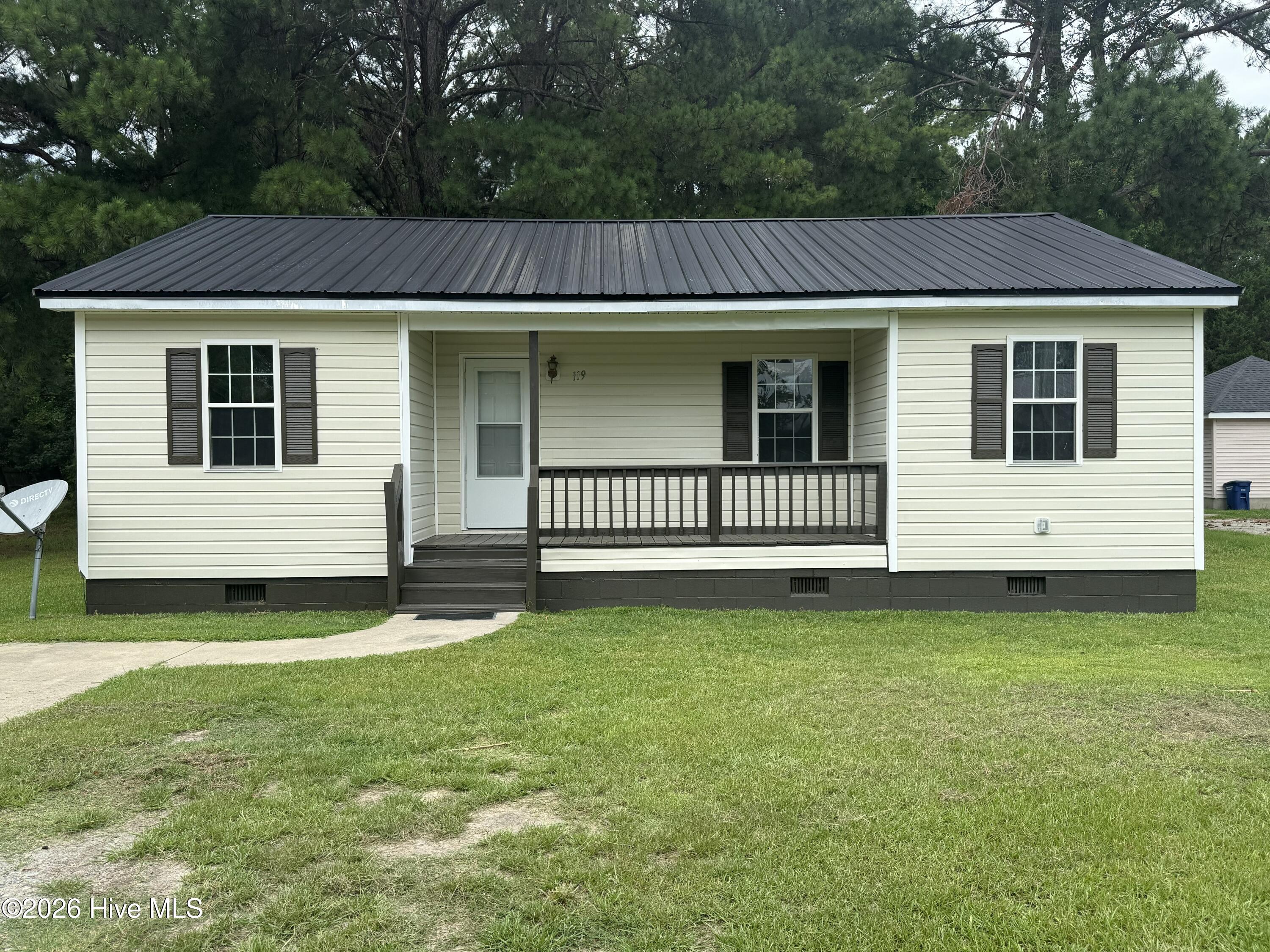 Listing Photo 100592634