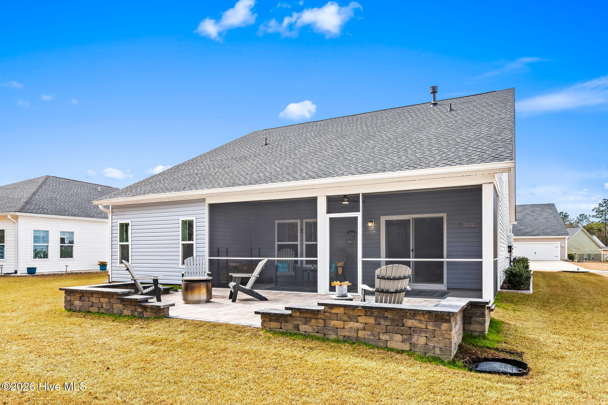 100552954 | Photo 23