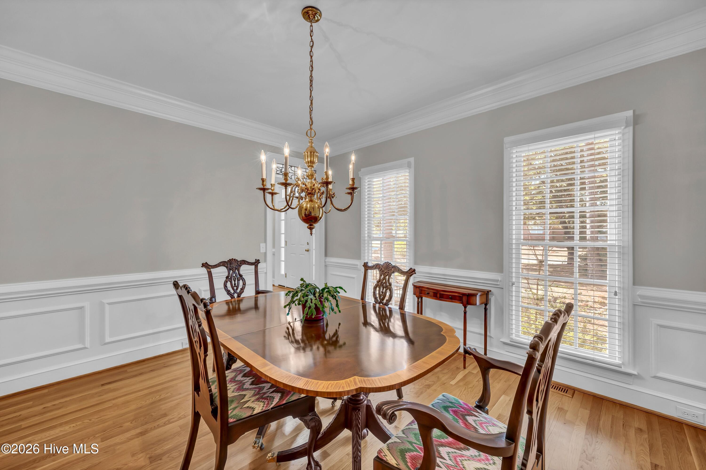 100554462 | Photo 22