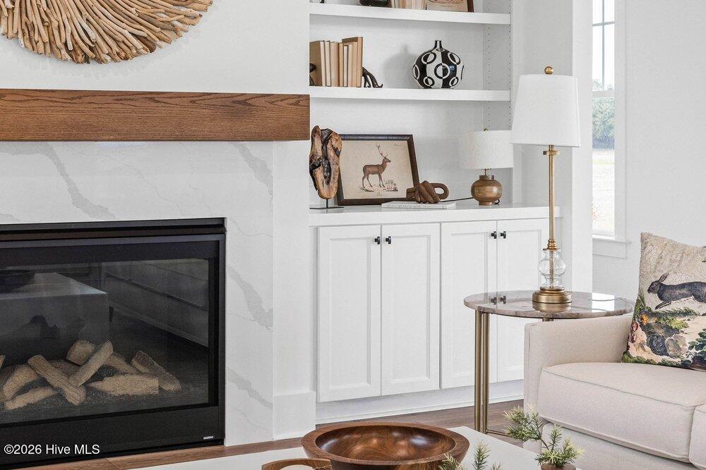 100568013 | Photo 10