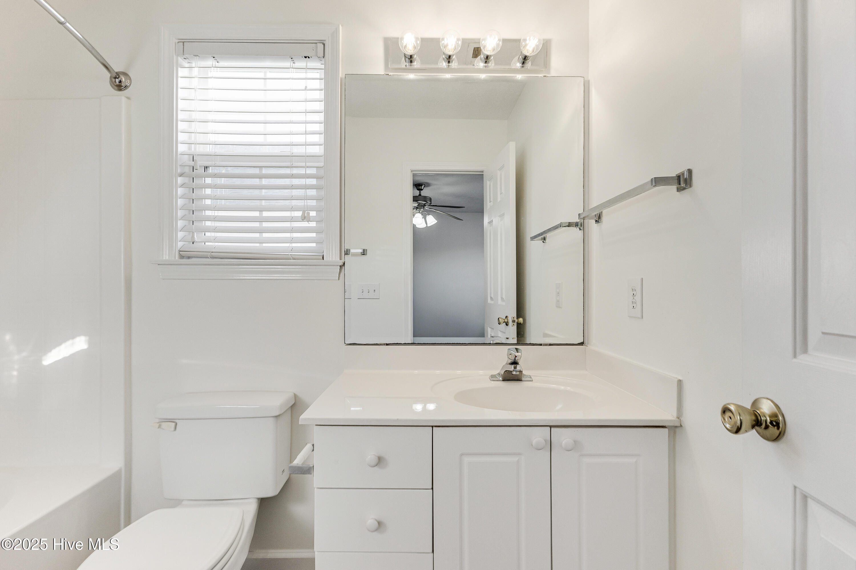 100541535 | Photo 17