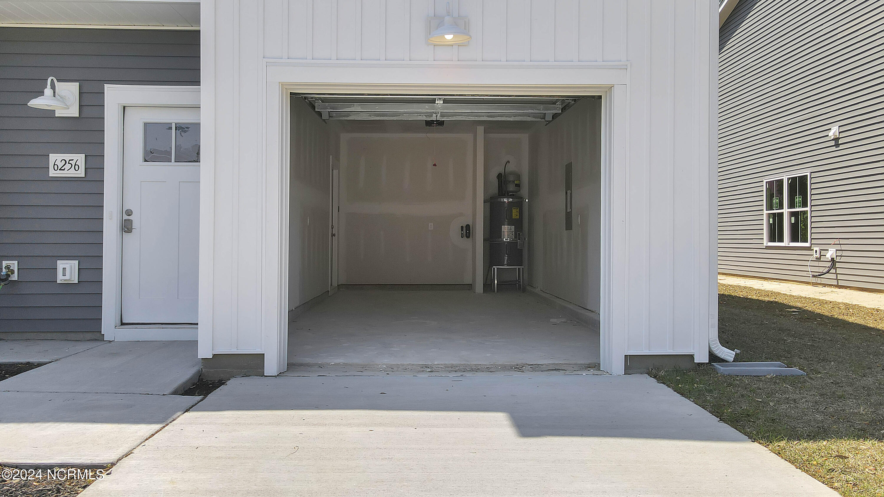 100544676 | Photo 22