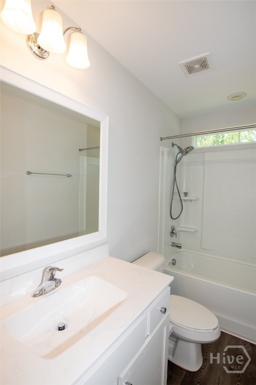 Guest Bathroom- Upstairs
