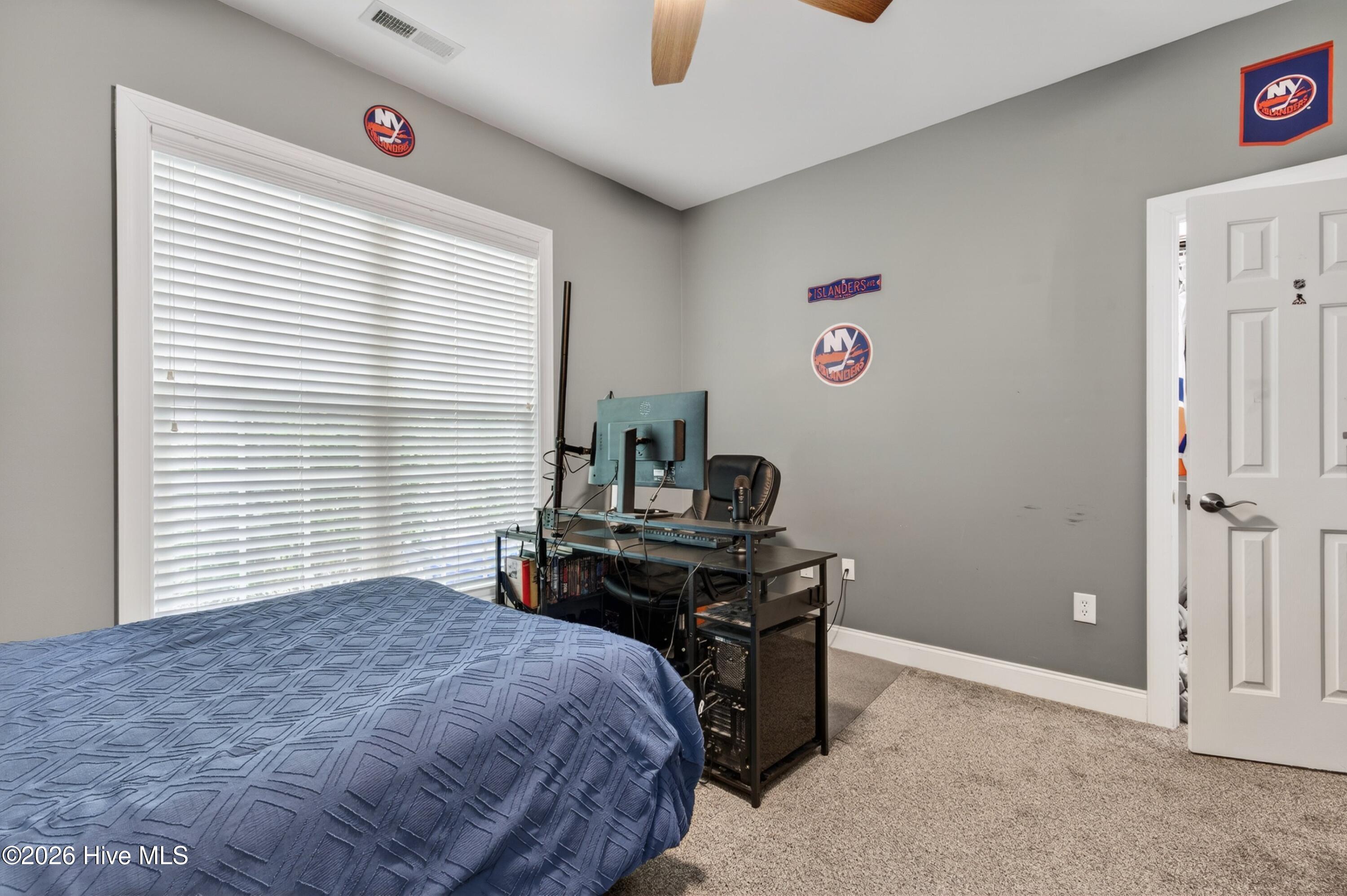 100567726 | Photo 26