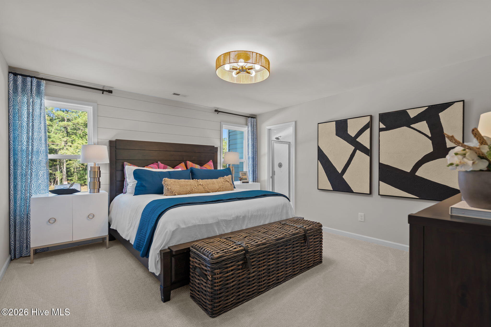 100522171 | Photo 24