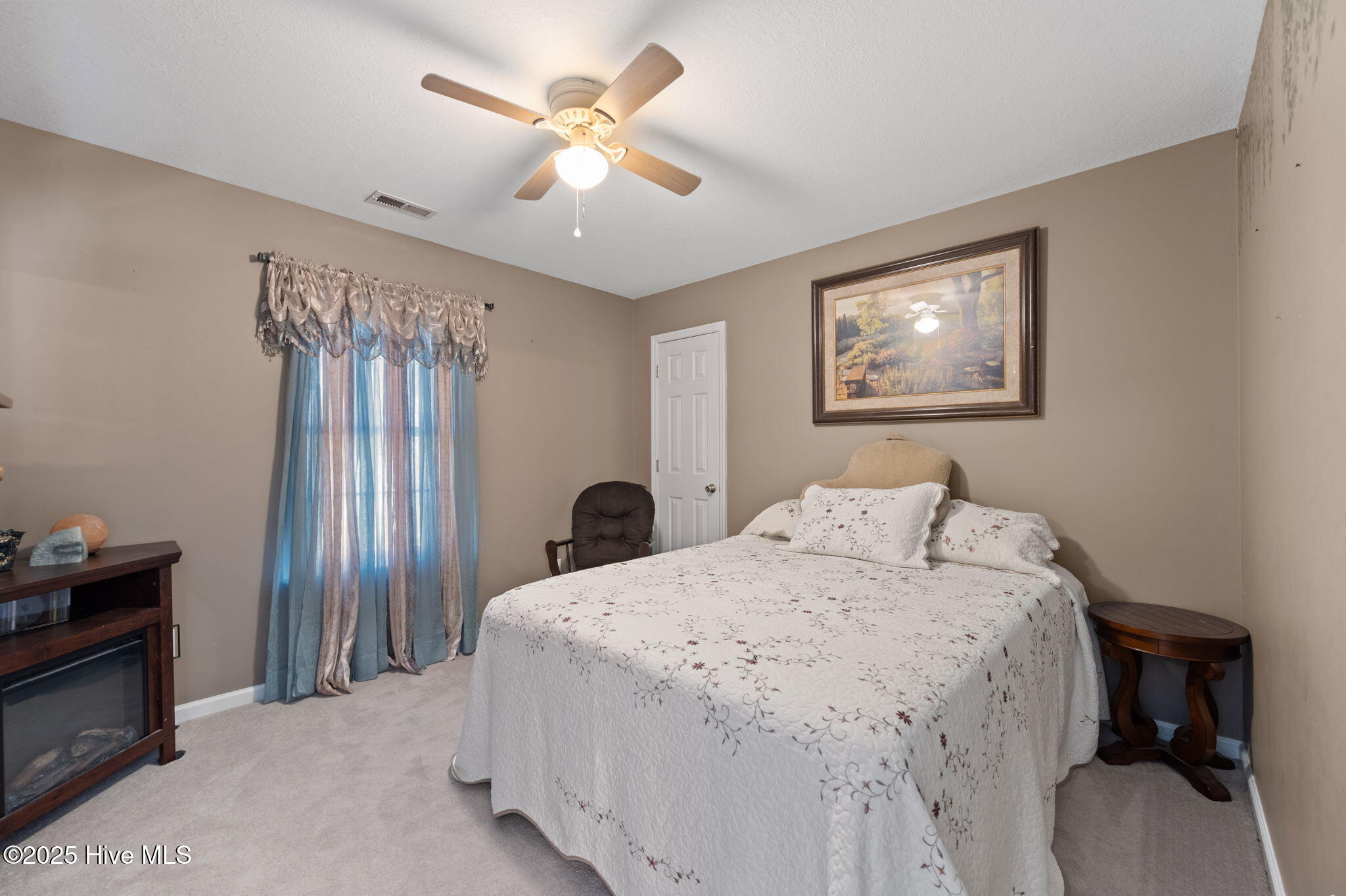 122 Live Oak Drive, Jacksonville, NC 28540 – photo 10: Bedroom 2