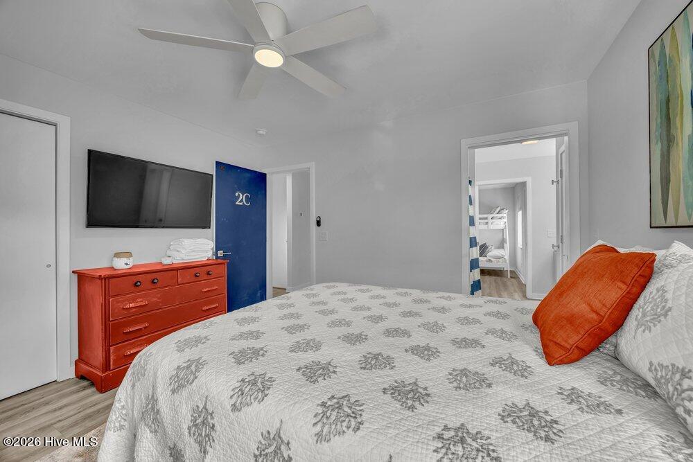 100550491 | Photo 16