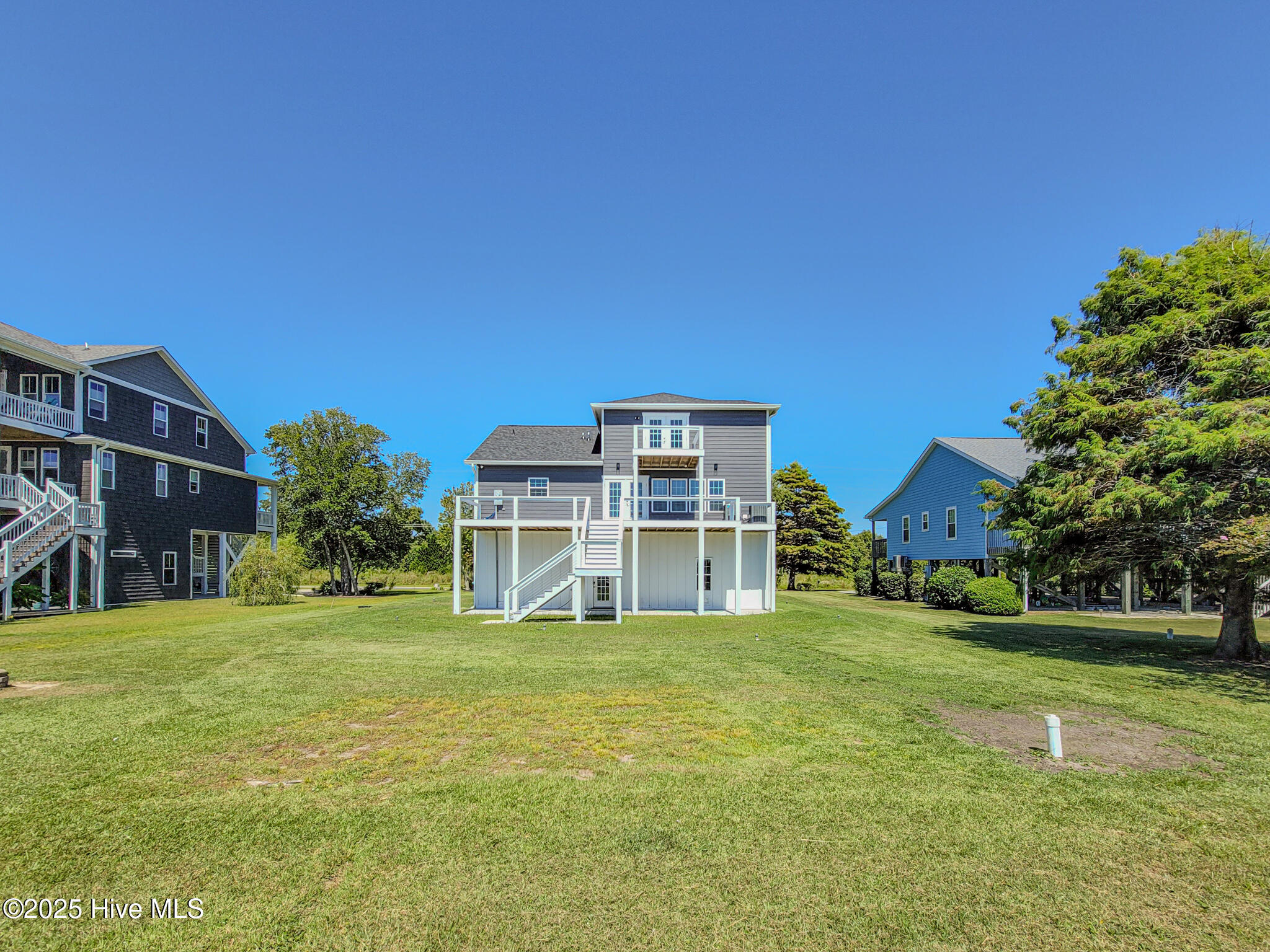 100511254 | Photo 63