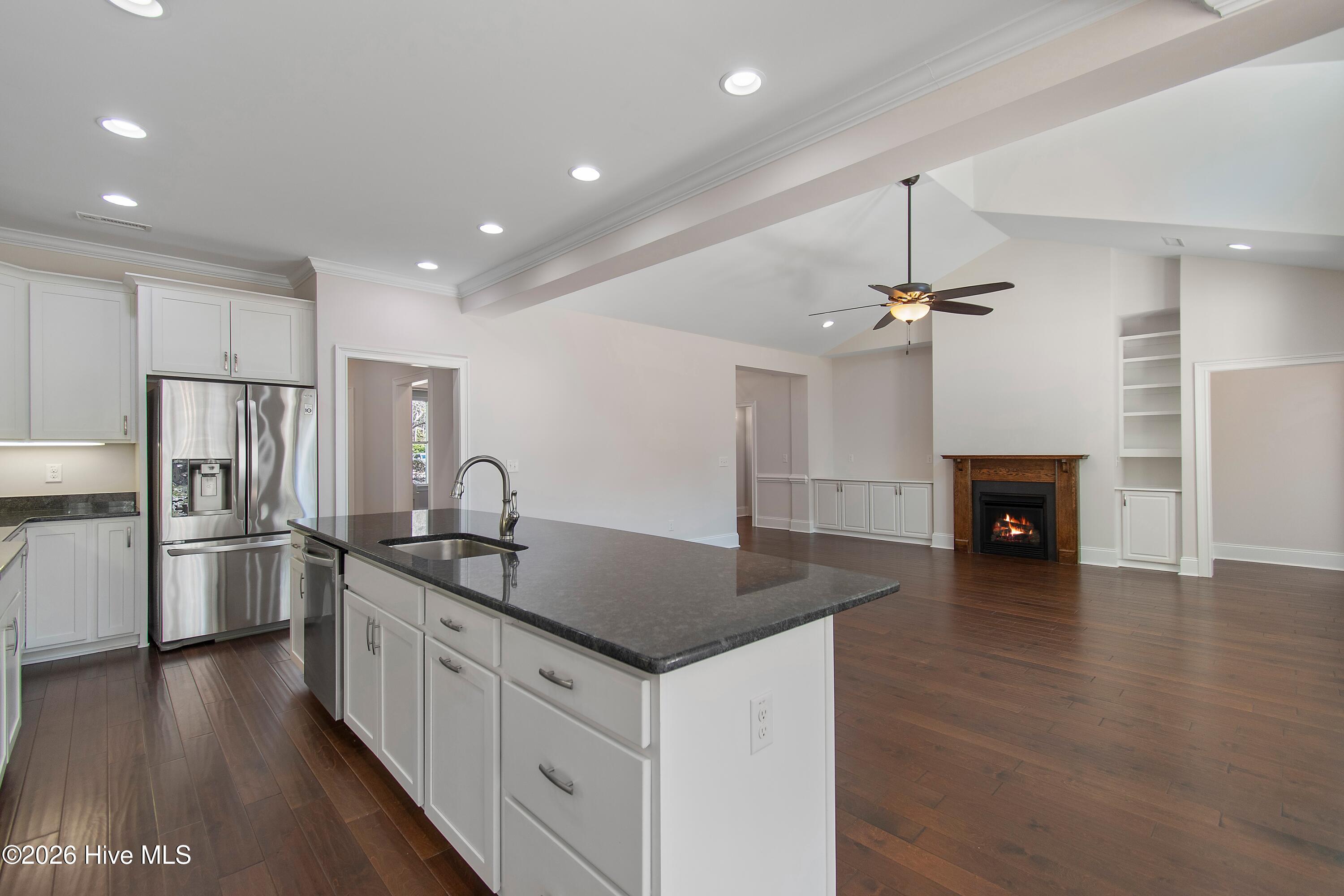 100556573 | Photo 18