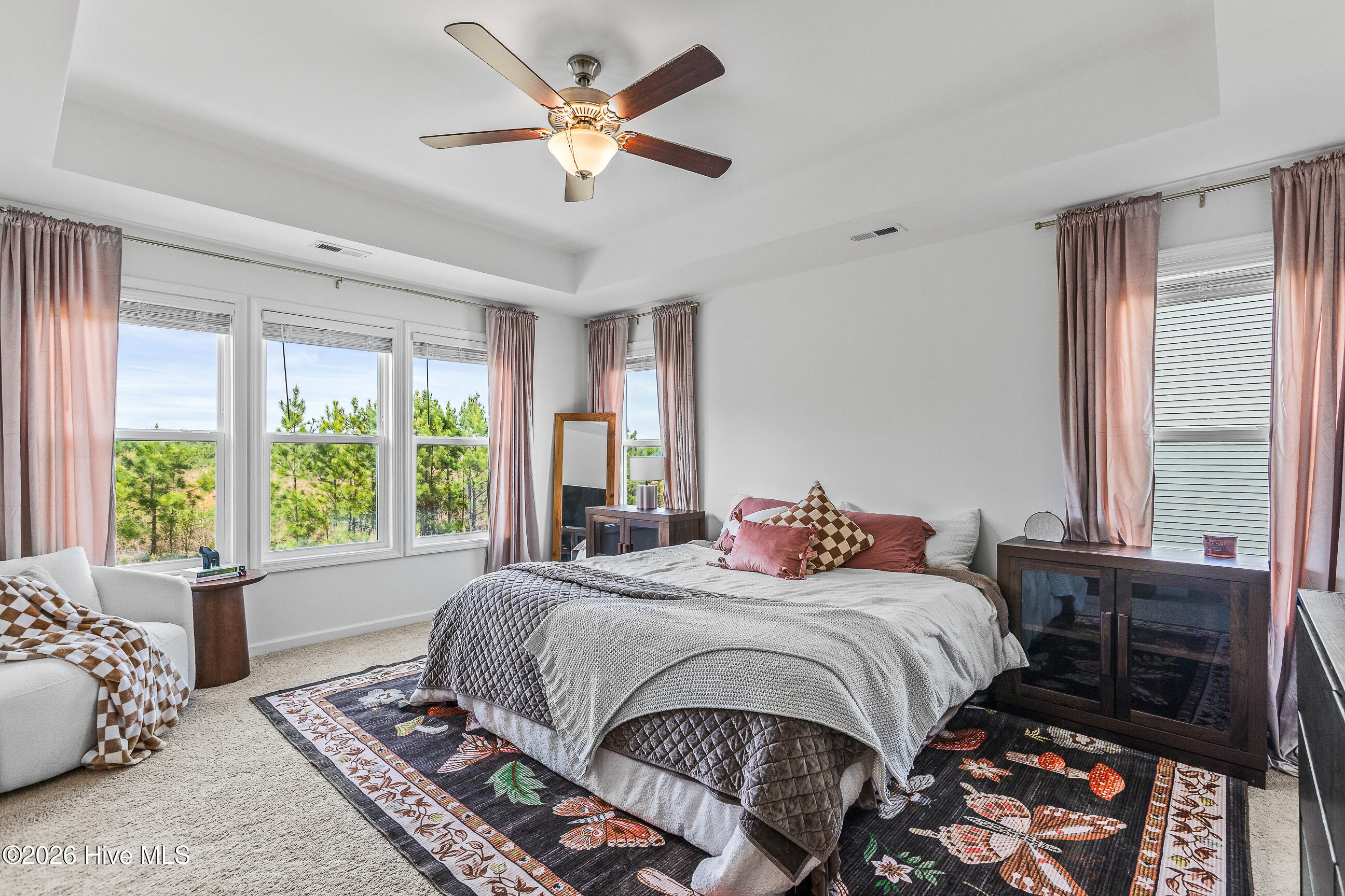 100566421 | Photo 26