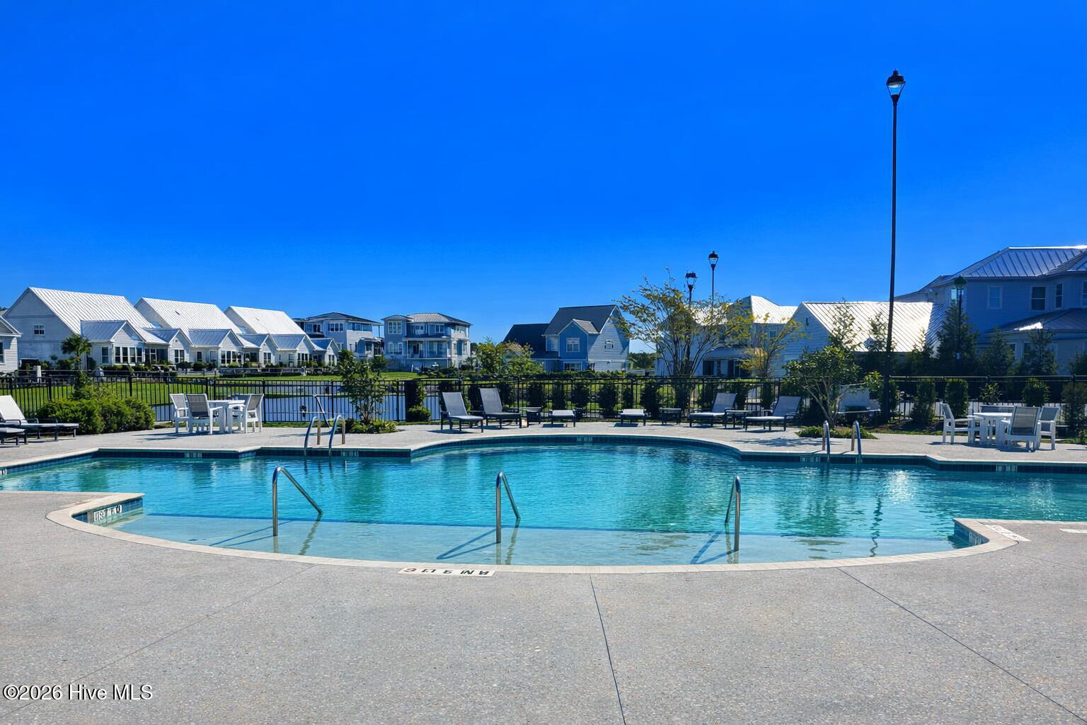 100564541 | Photo 59