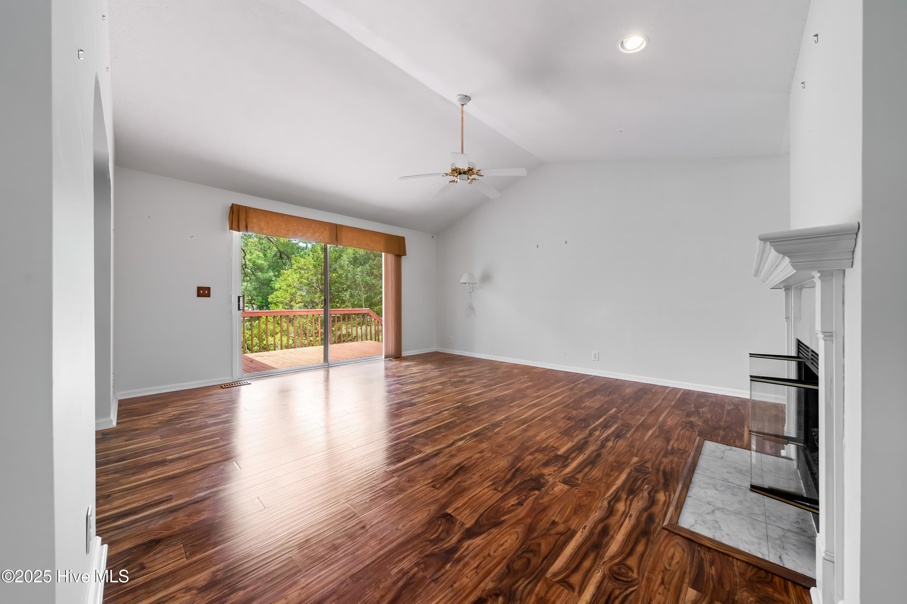 1724 Salt Marsh Circle SW, Ocean Isle Beach, NC 28469 – photo 20: 1724SaltMarshCircle-124
