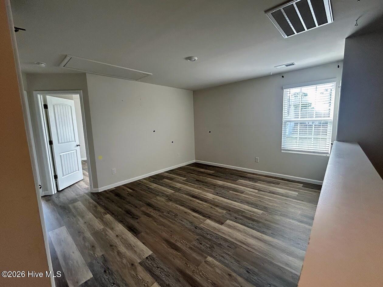 100562771 | Photo 17